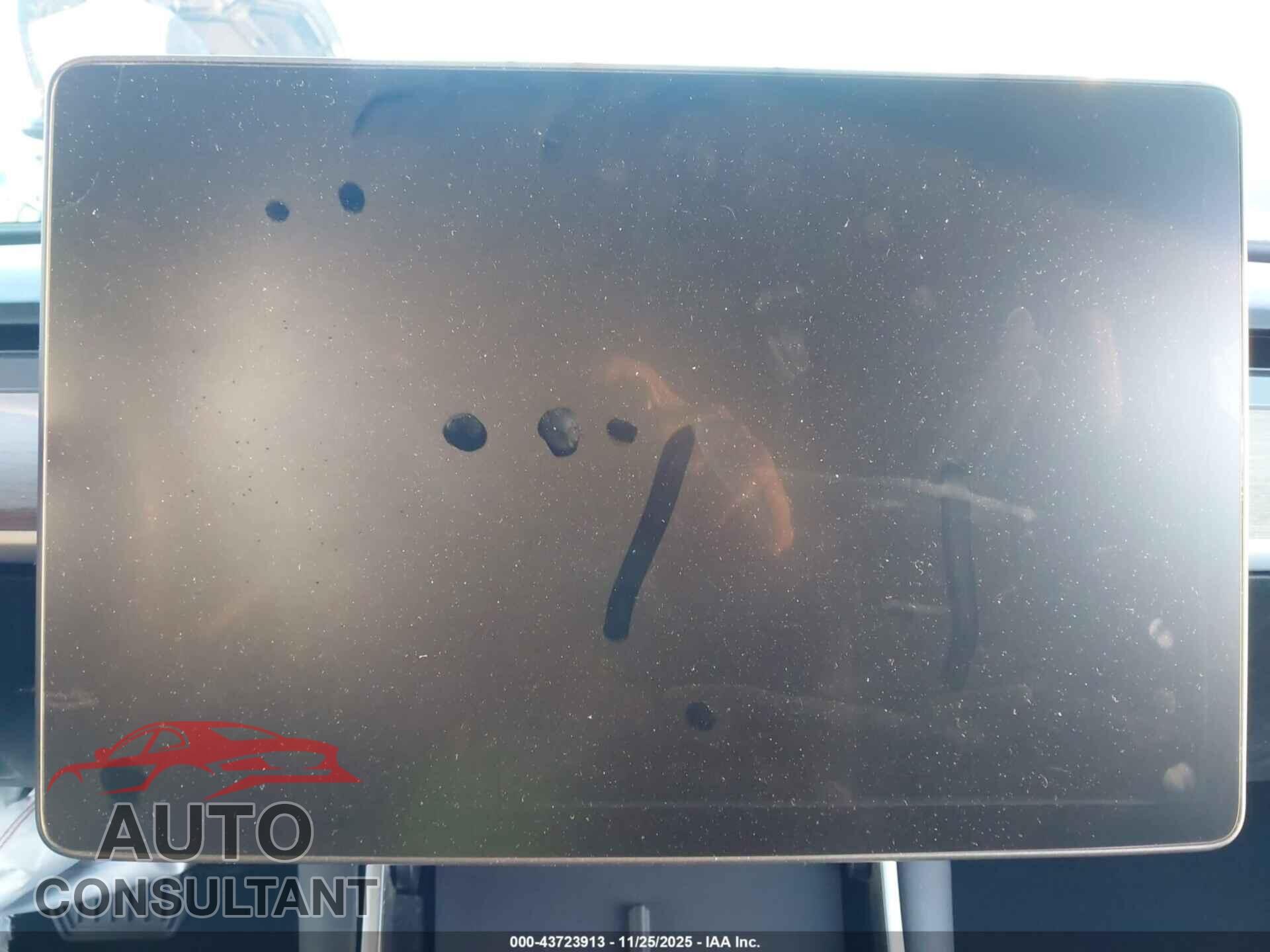 TESLA MODEL 3 2018 - 5YJ3E1EB4JF184747