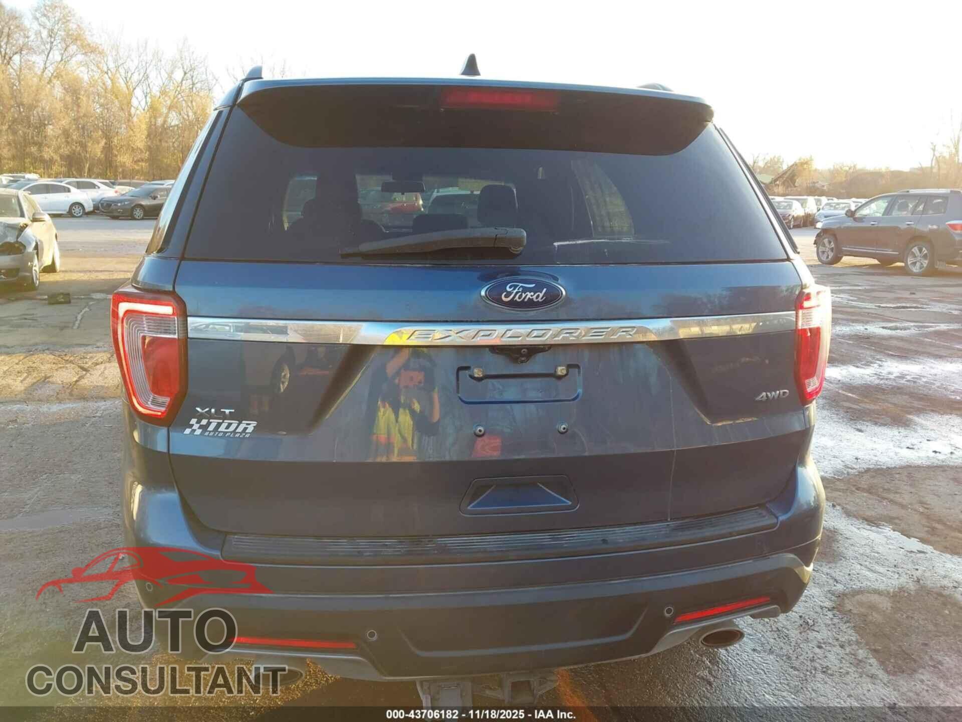 FORD EXPLORER 2018 - 1FM5K8D84JGB65097