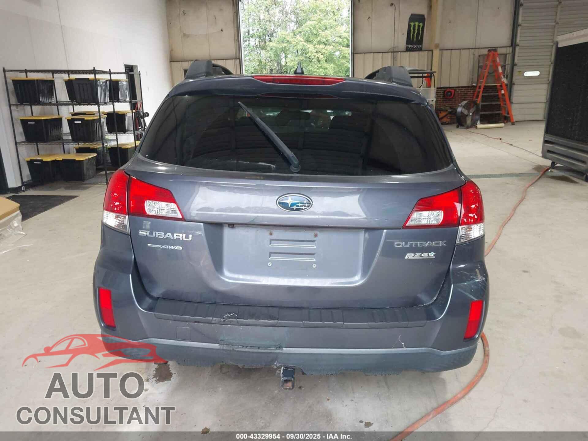 SUBARU OUTBACK 2014 - 4S4BRBLC4E3328670