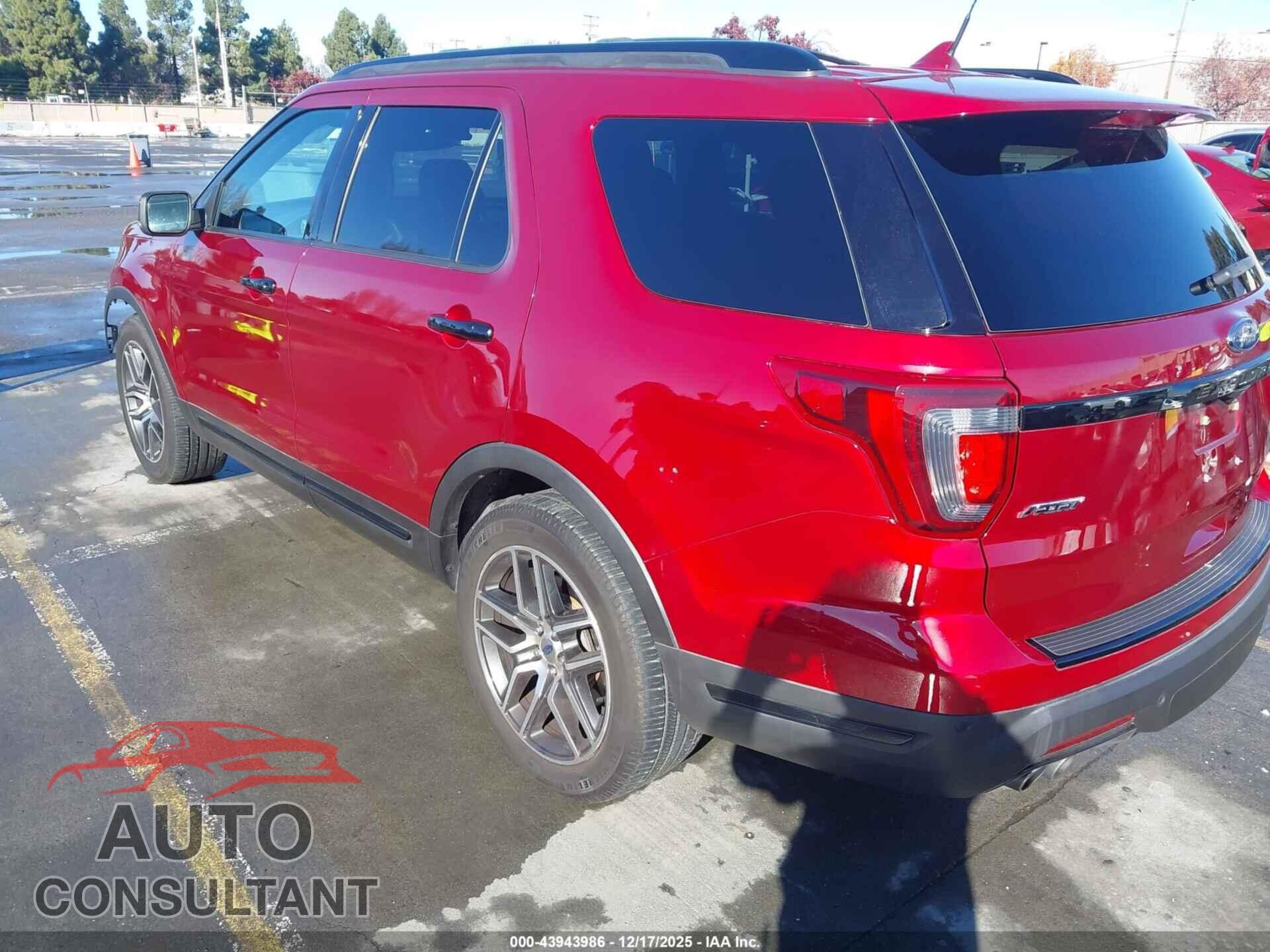 FORD EXPLORER 2018 - 1FM5K8GT2JGB09885