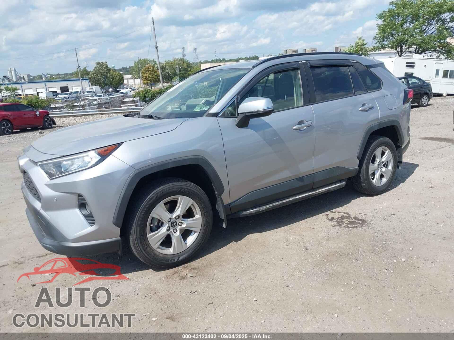 TOYOTA RAV4 2019 - JTMP1RFV1KD005111