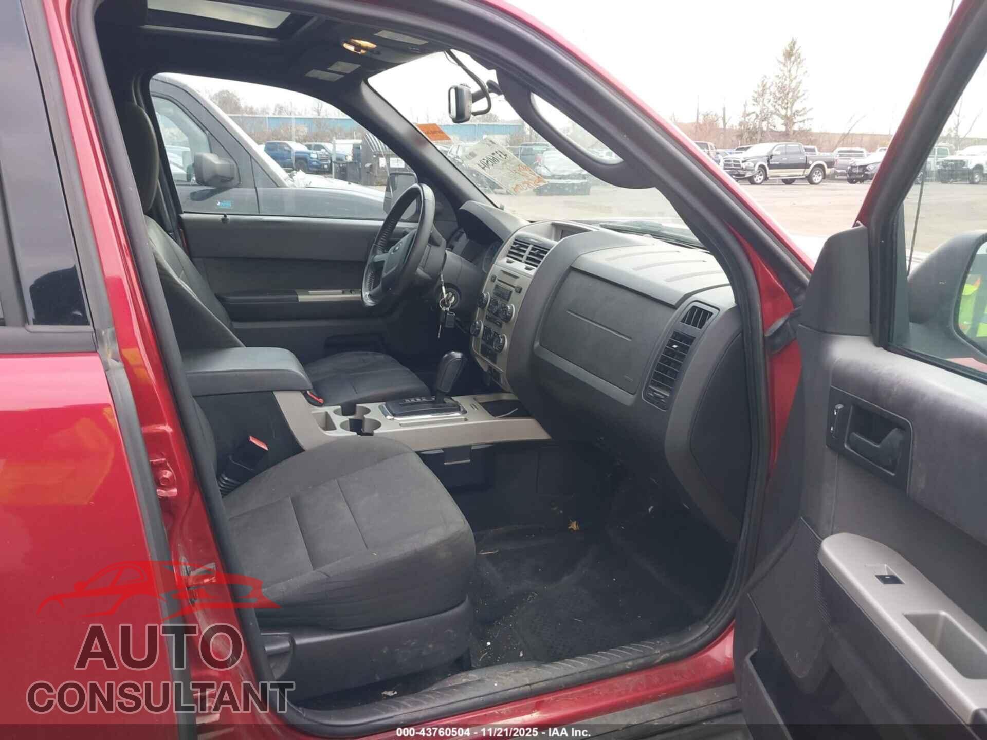 FORD ESCAPE 2012 - 1FMCU0DG0CKB00970