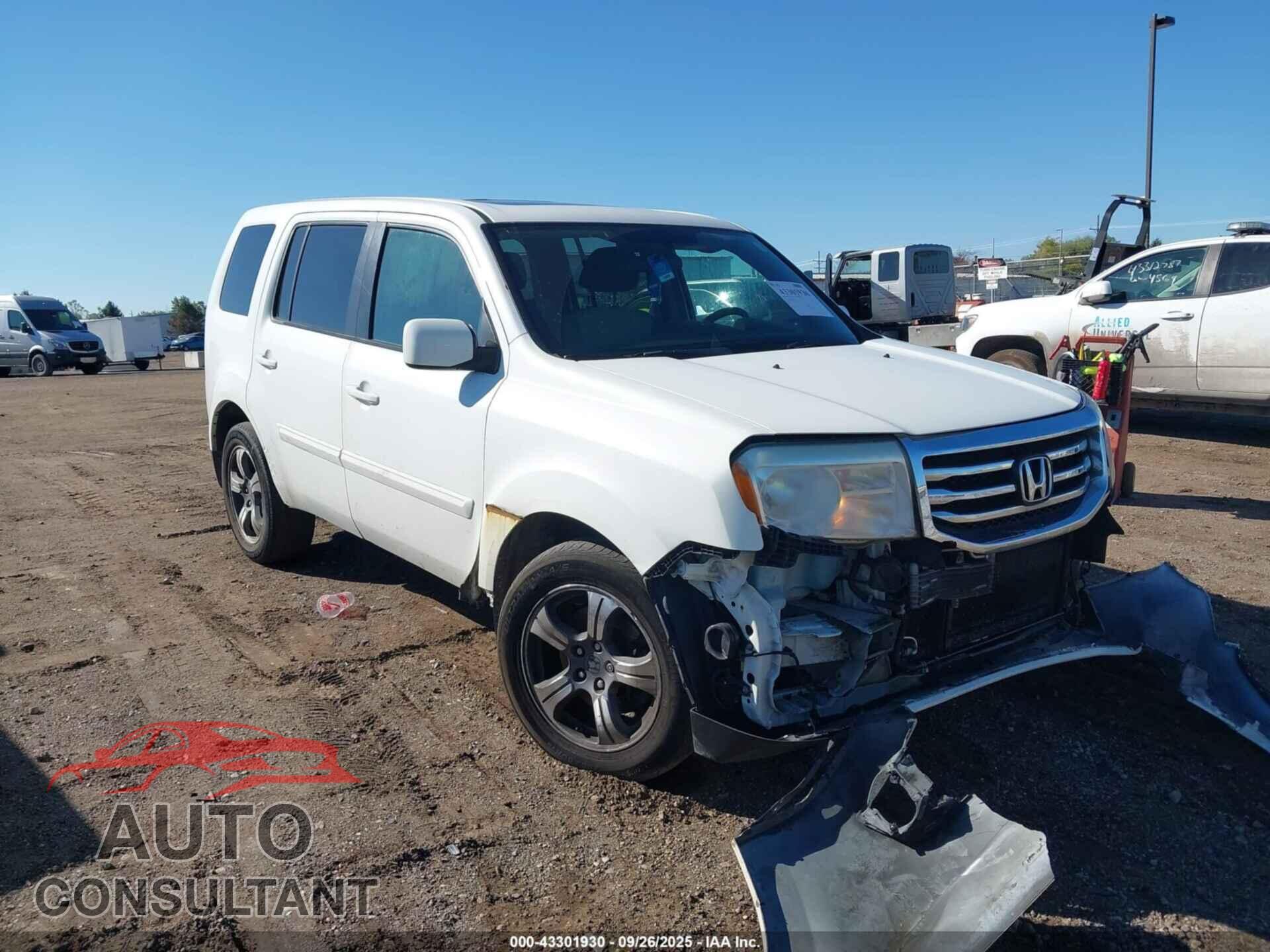 HONDA PILOT 2015 - 5FNYF4H33FB069914