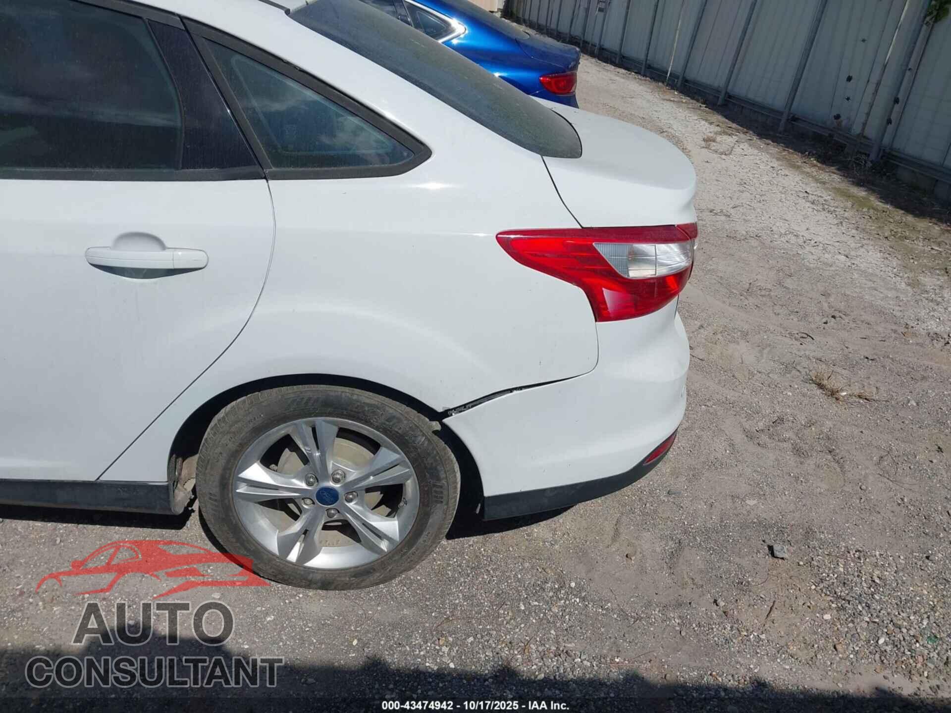 FORD FOCUS 2014 - 1FADP3F28EL126870