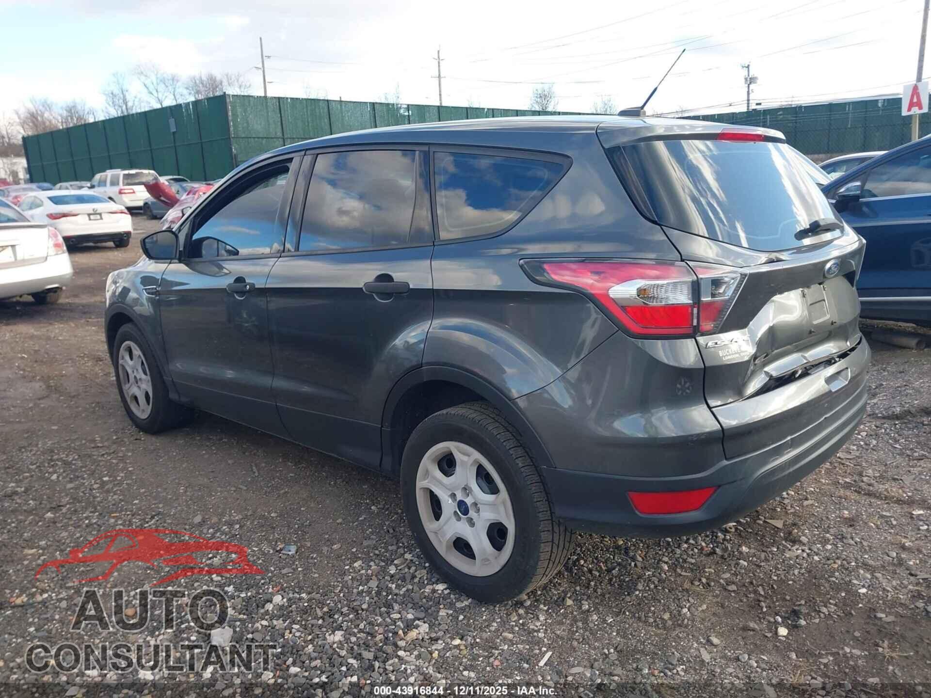 FORD ESCAPE 2017 - 1FMCU0F78HUB20439
