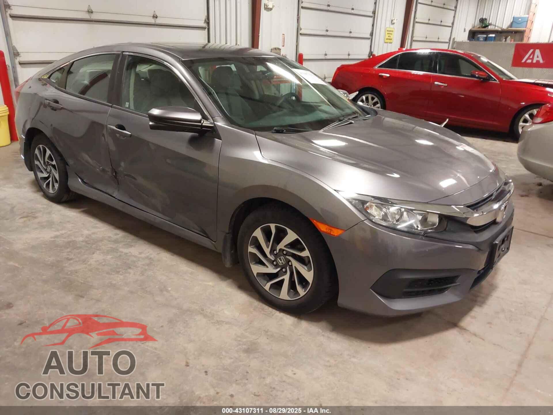 HONDA CIVIC 2017 - 19XFC2F76HE060403