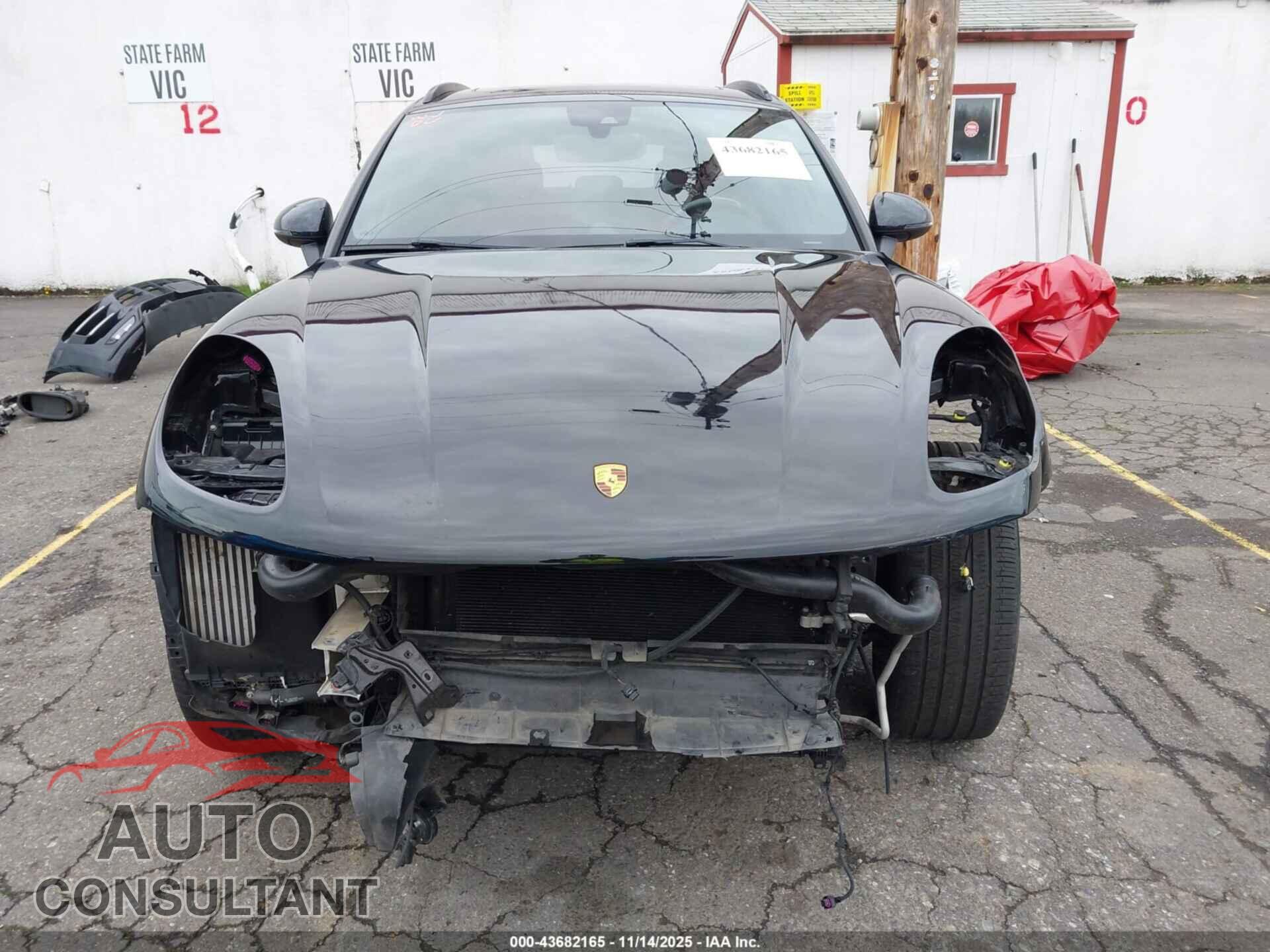 PORSCHE MACAN 2016 - WP1AF2A53GLB94135