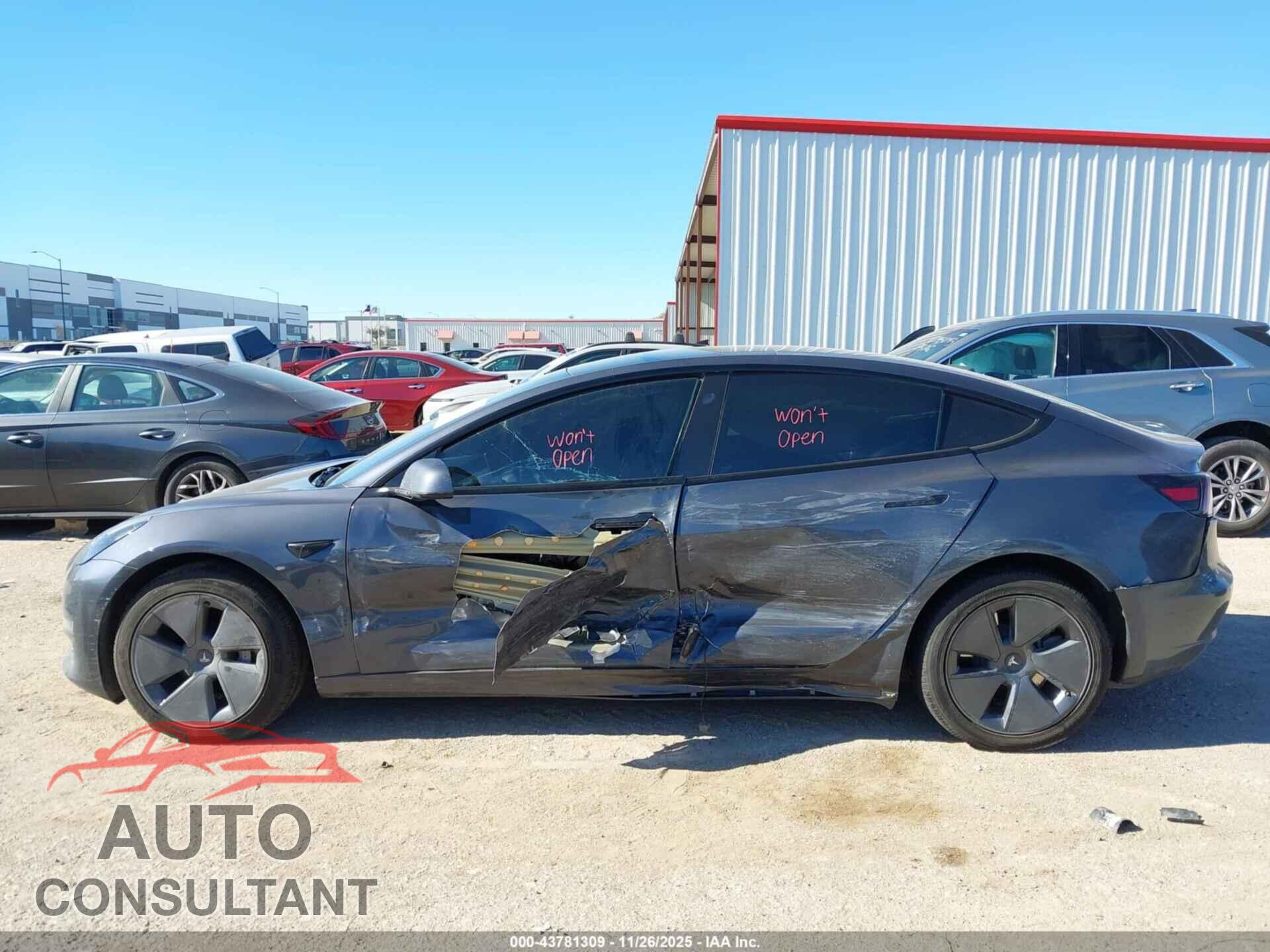 TESLA MODEL 3 2022 - 5YJ3E1EB8NF237276
