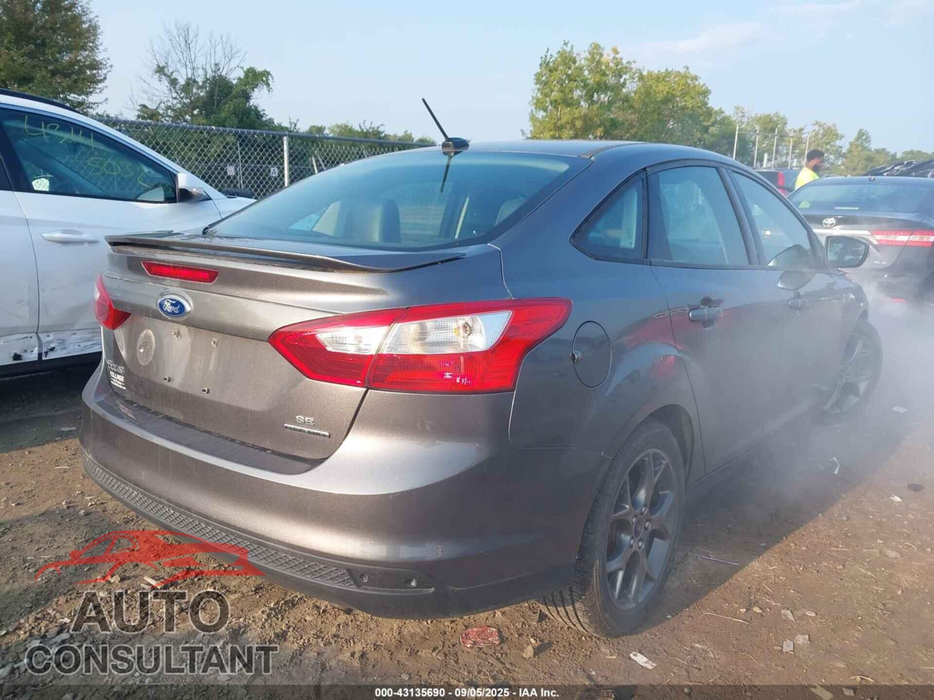 FORD FOCUS 2014 - 1FADP3F21EL128587