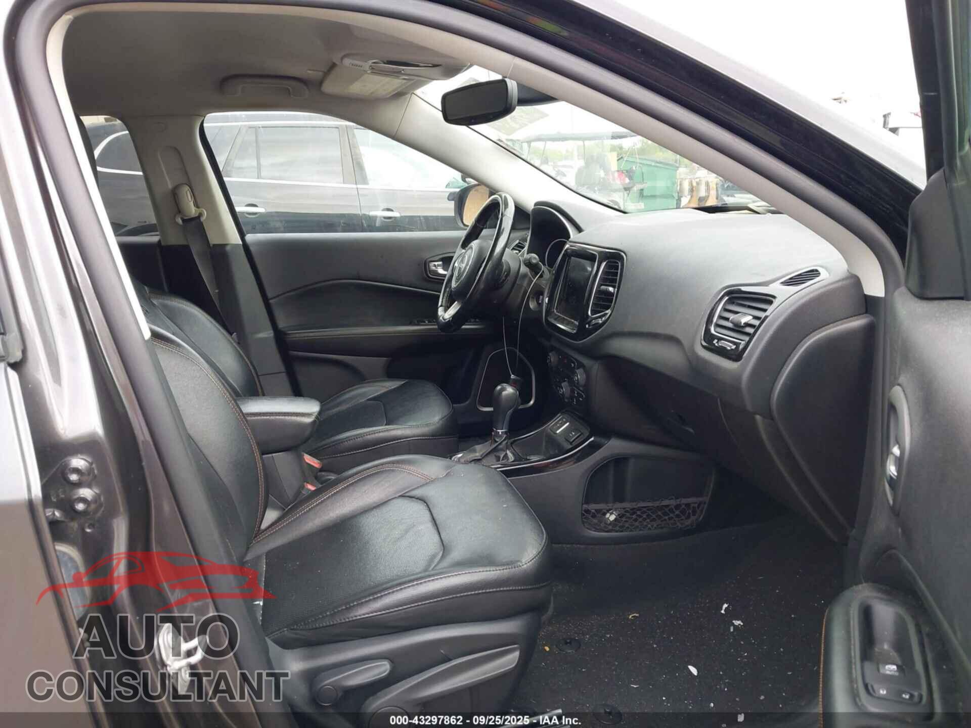 JEEP COMPASS 2020 - 3C4NJCCBXLT198594