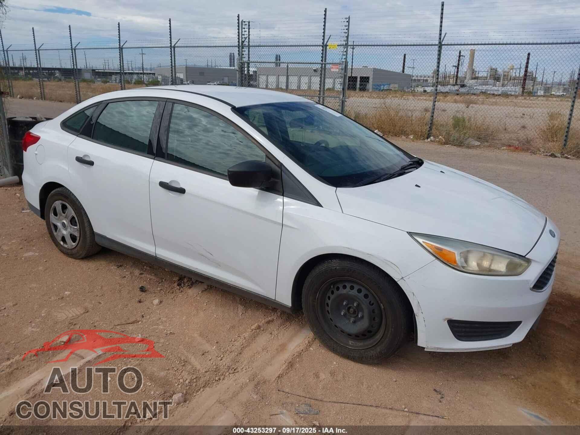 FORD FOCUS 2016 - 1FADP3E22GL380384