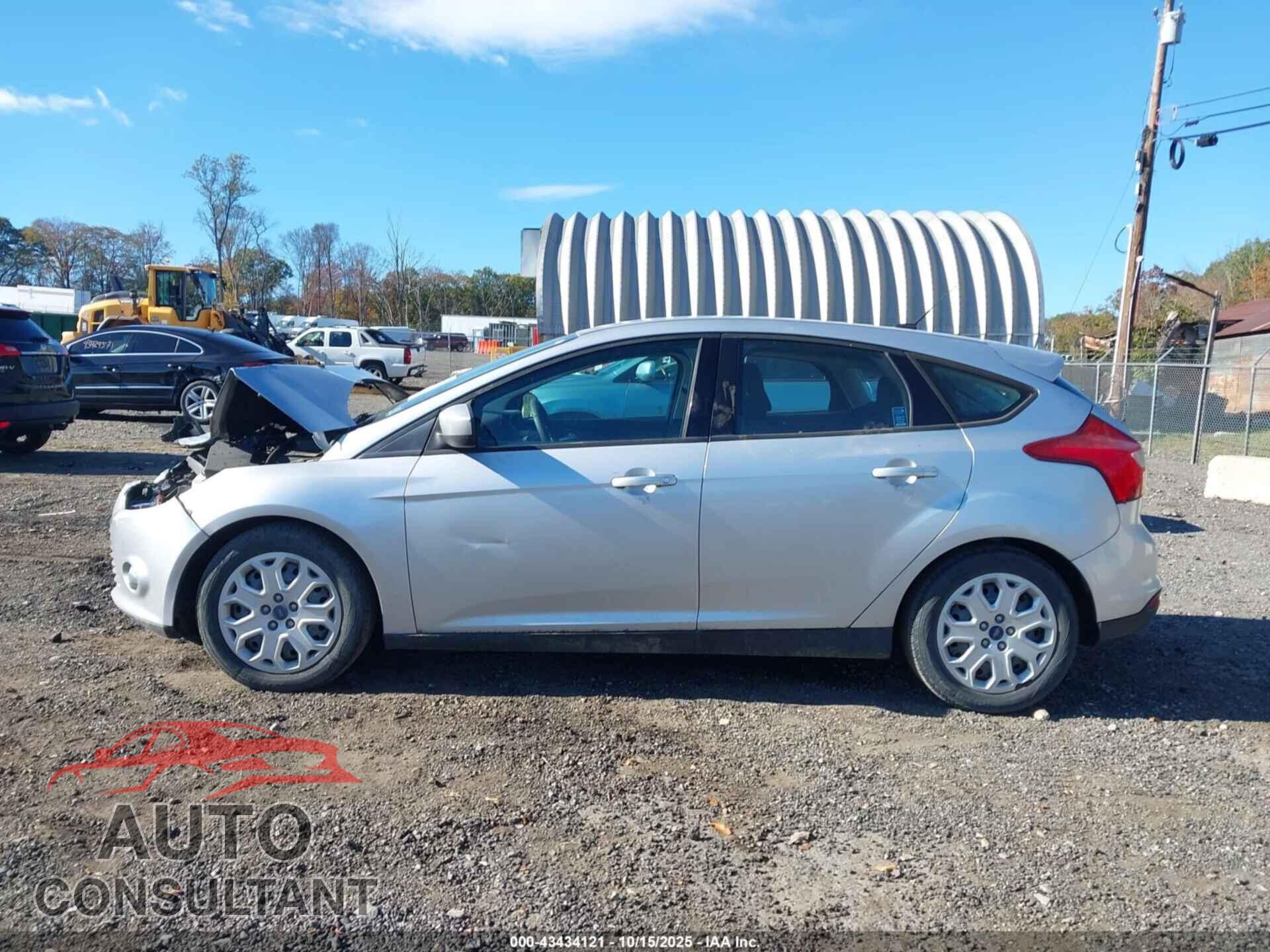 FORD FOCUS 2012 - 1FAHP3K24CL408461