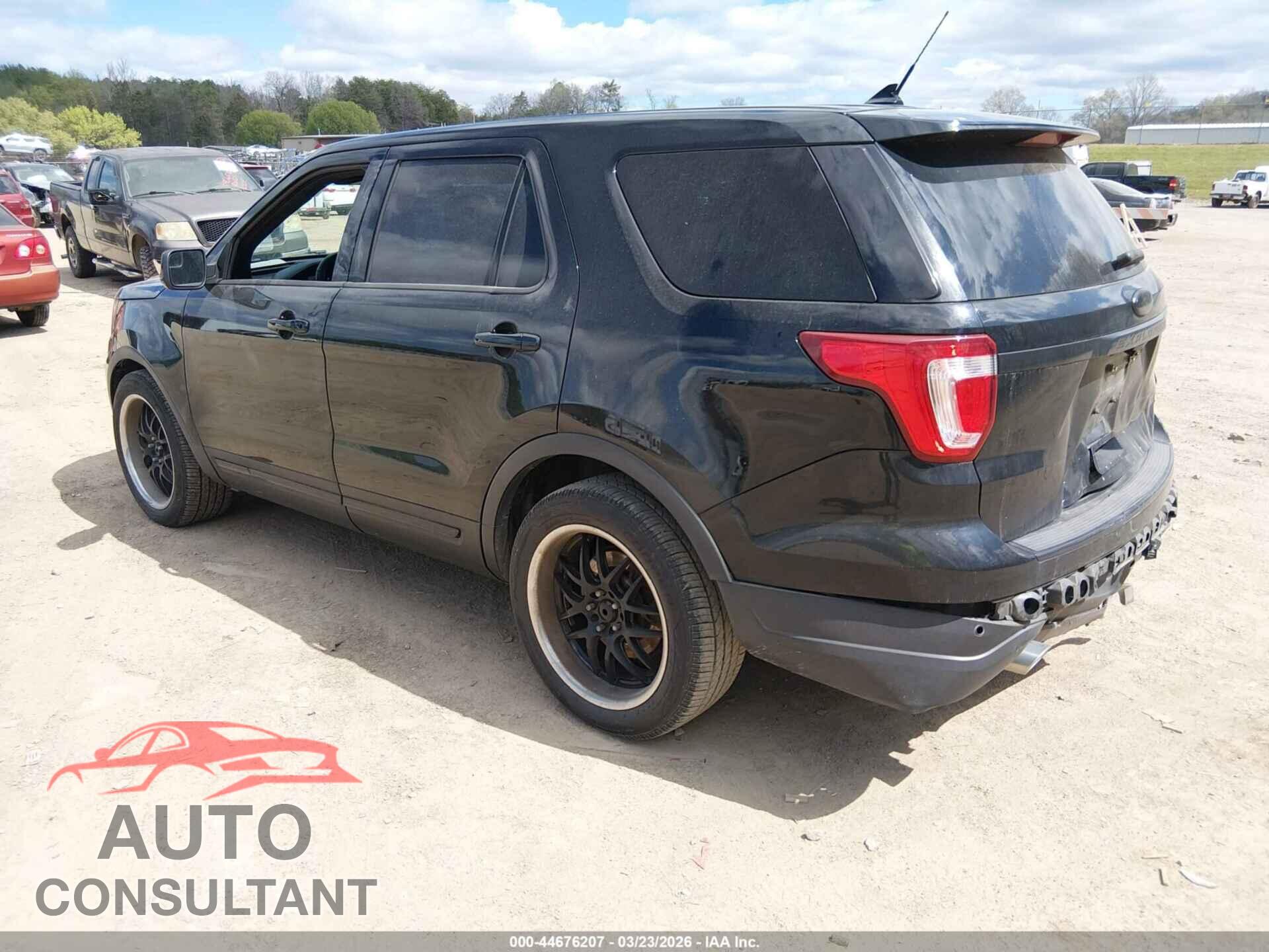 FORD EXPLORER 2018 - 1FM5K7D83JGB40279