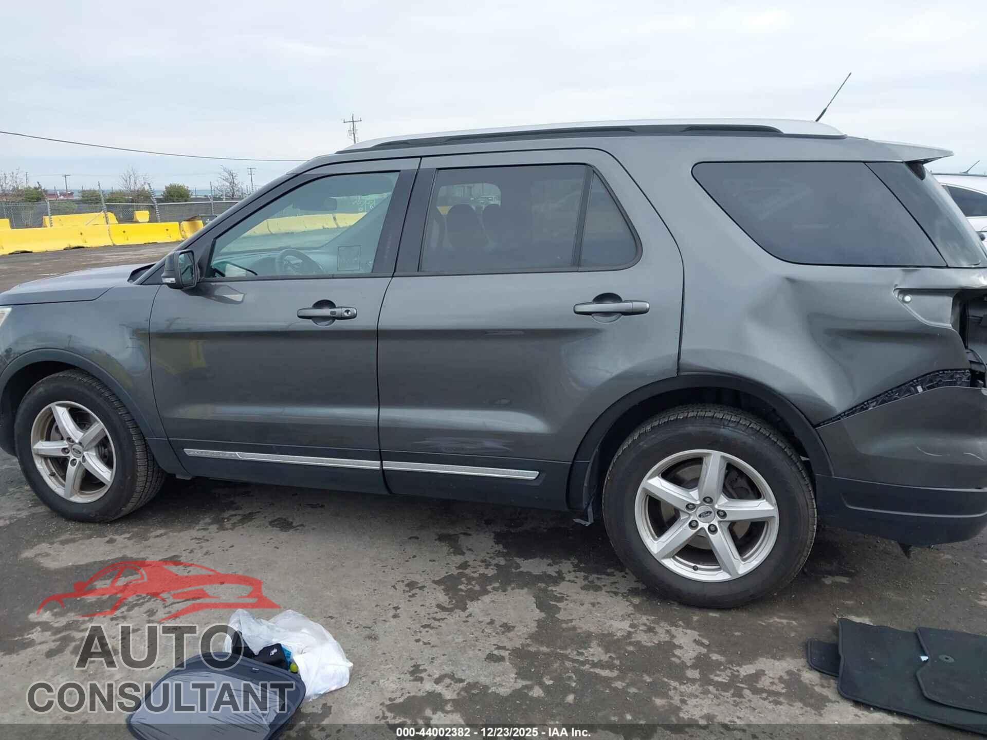 FORD EXPLORER 2018 - 1FM5K7D84JGB90477