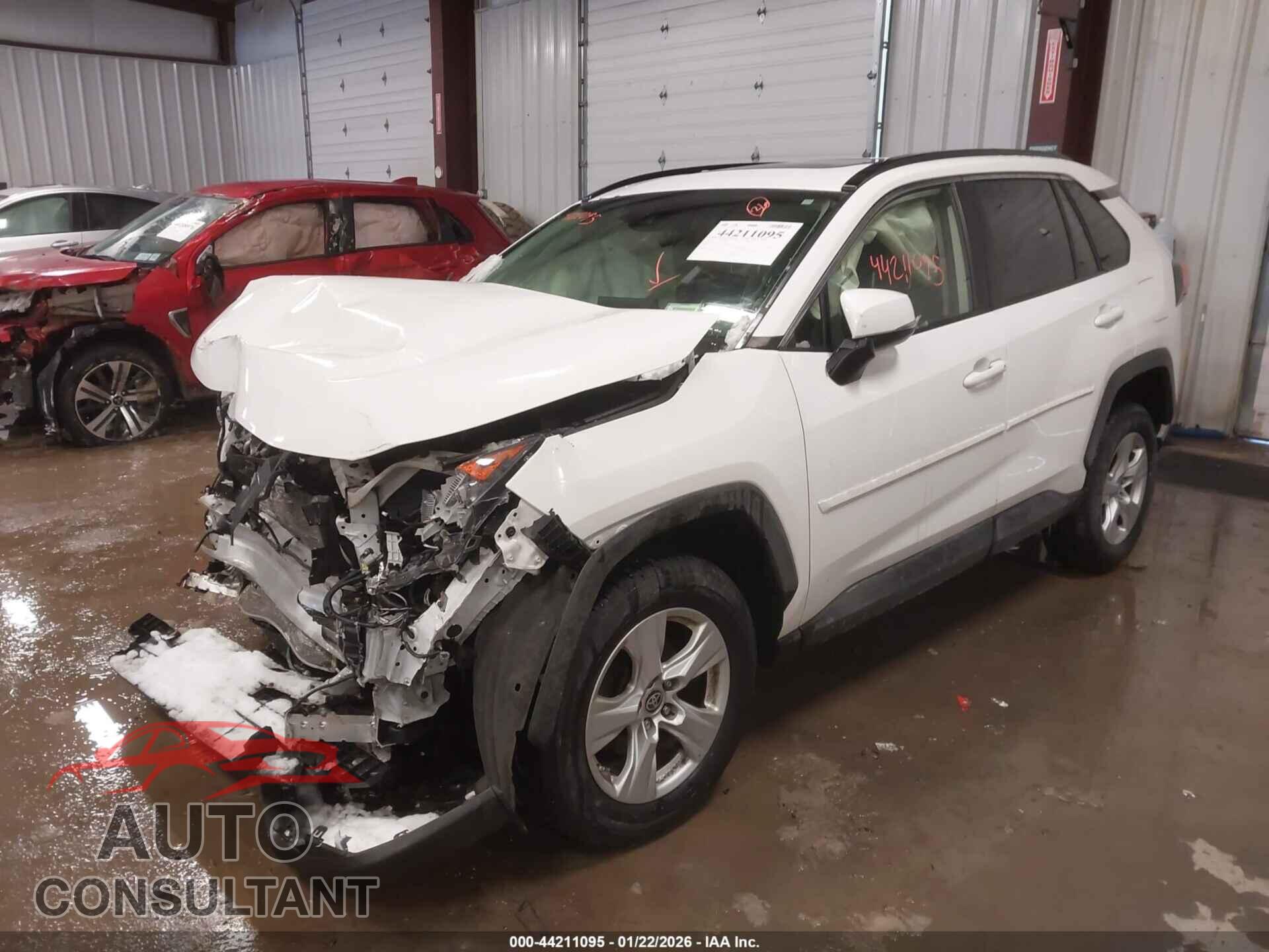 TOYOTA RAV4 2019 - JTMP1RFV3KD041768