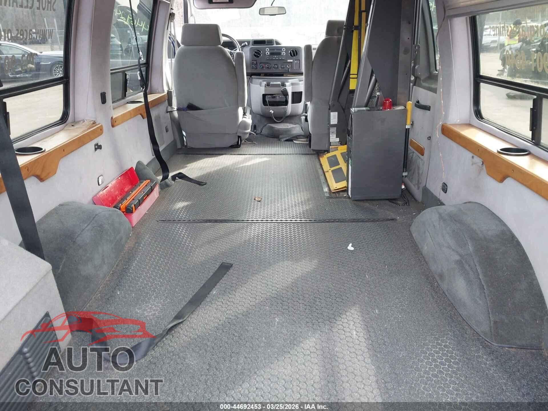 FORD E-150 2011 - 1FDNE1EL8BDB03254