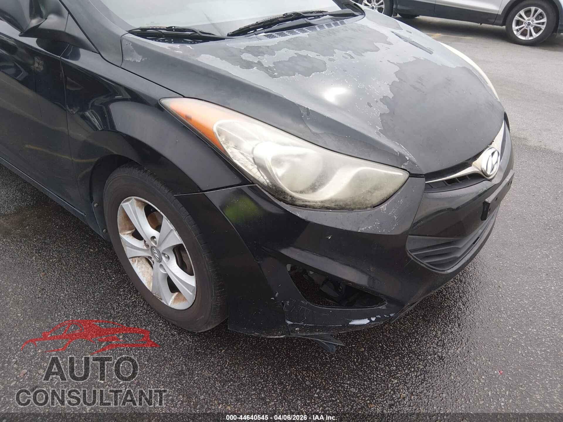 HYUNDAI ELANTRA 2013 - KMHDH6AE8DU006968