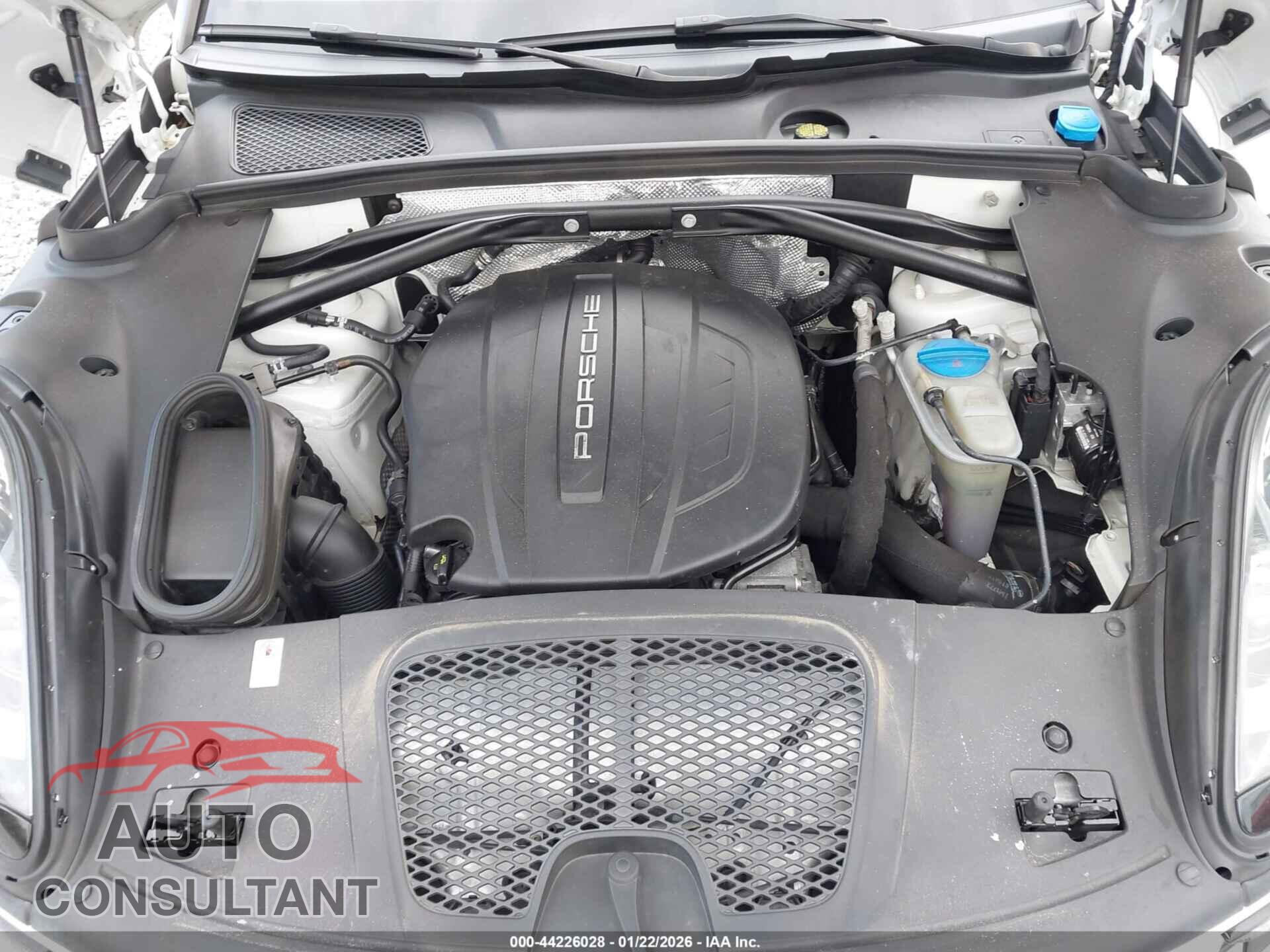 PORSCHE MACAN 2017 - WP1AA2A55HLB00319