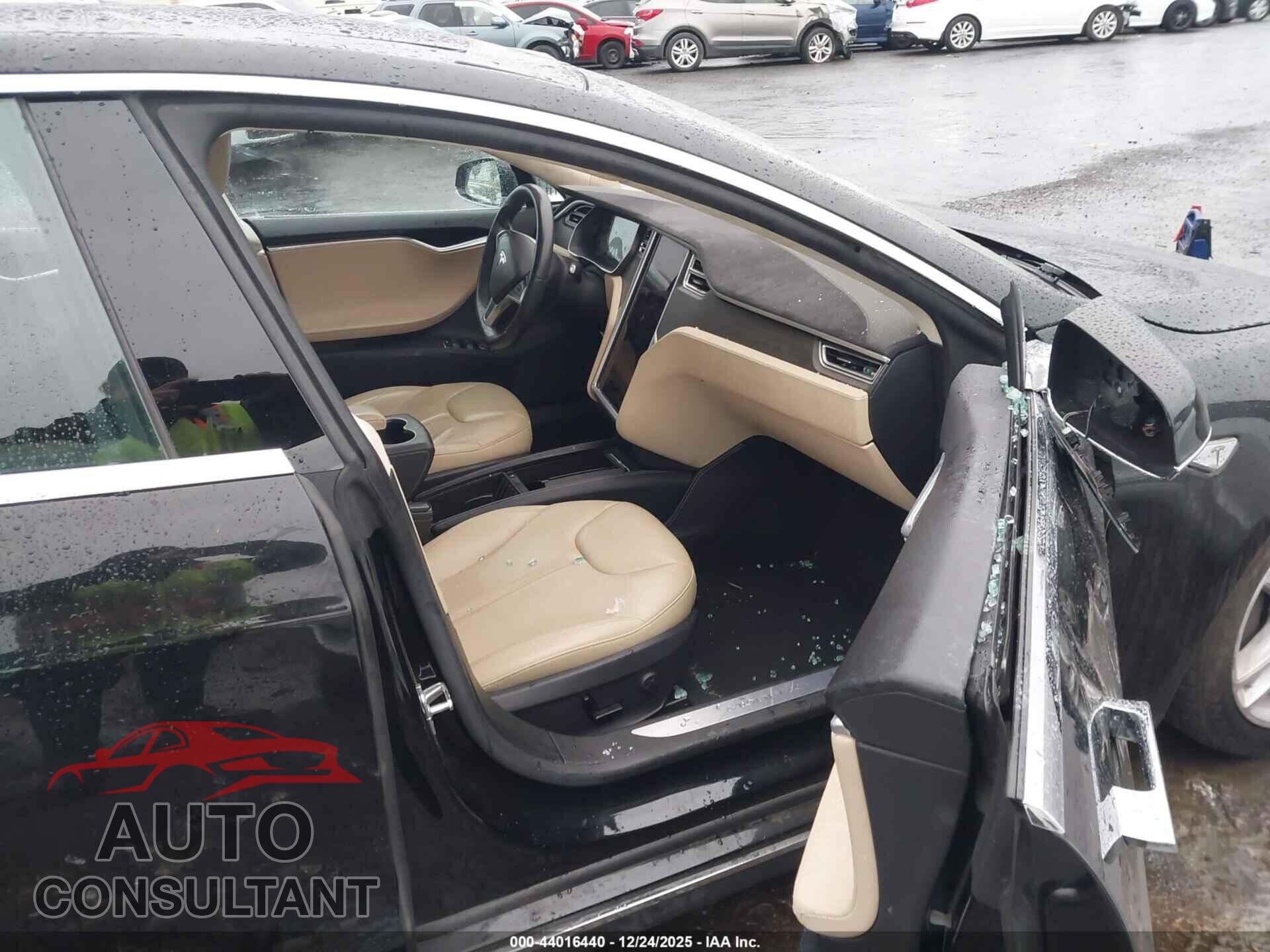 TESLA MODEL S 2015 - 5YJSA1S2XFF097437