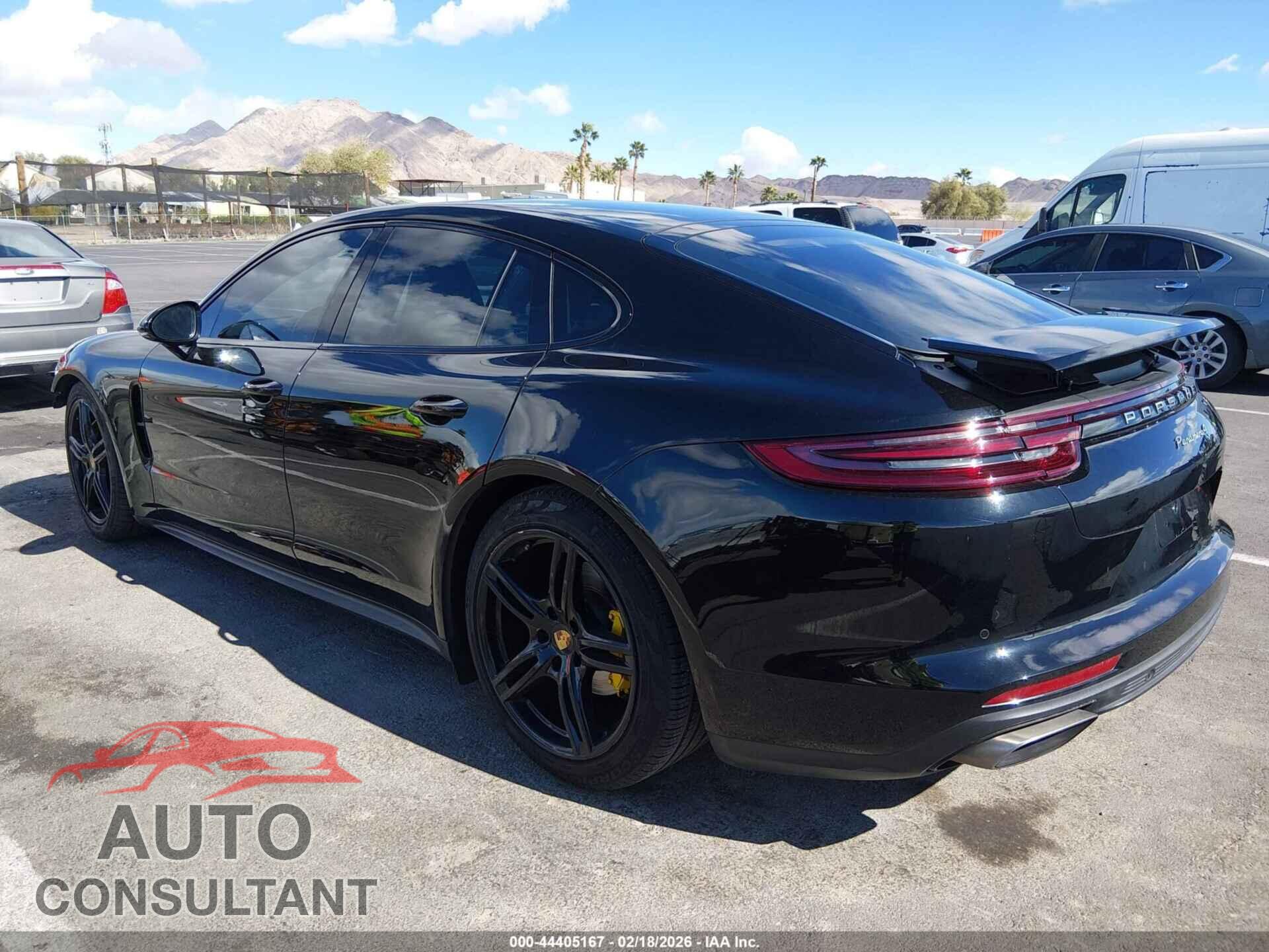 PORSCHE PANAMERA 2018 - WP0AA2A79JL102017