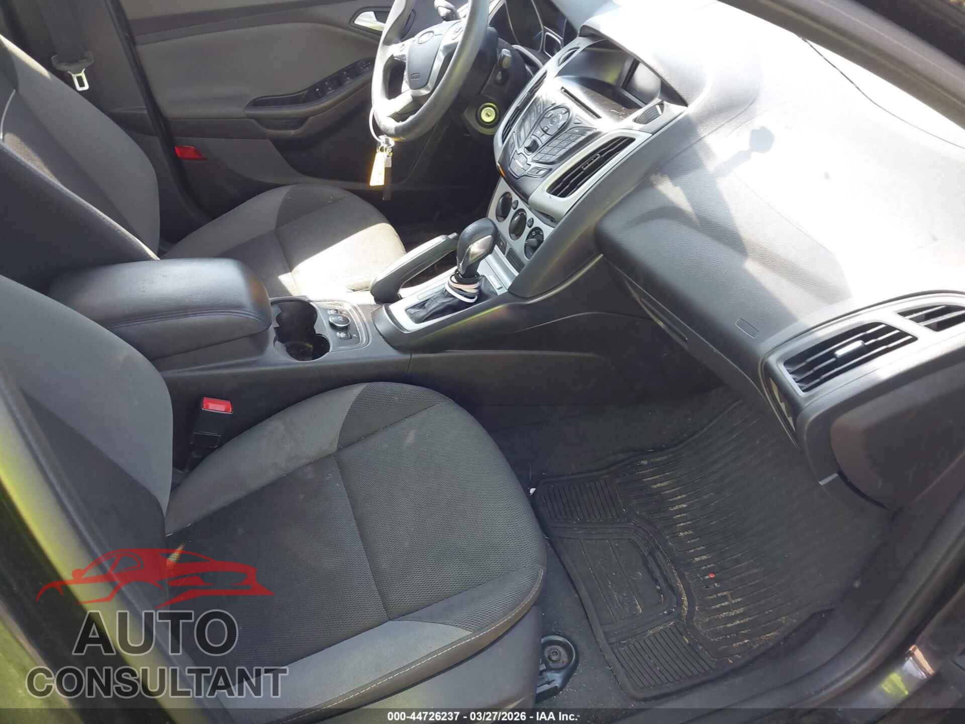 FORD FOCUS 2014 - 1FADP3F25EL152861