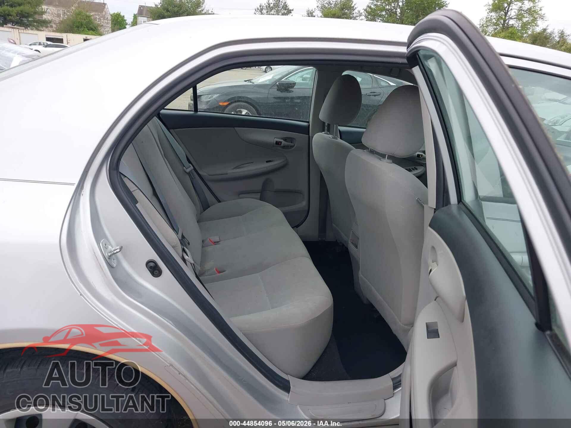 TOYOTA COROLLA 2012 - 2T1BU4EE7CC794448