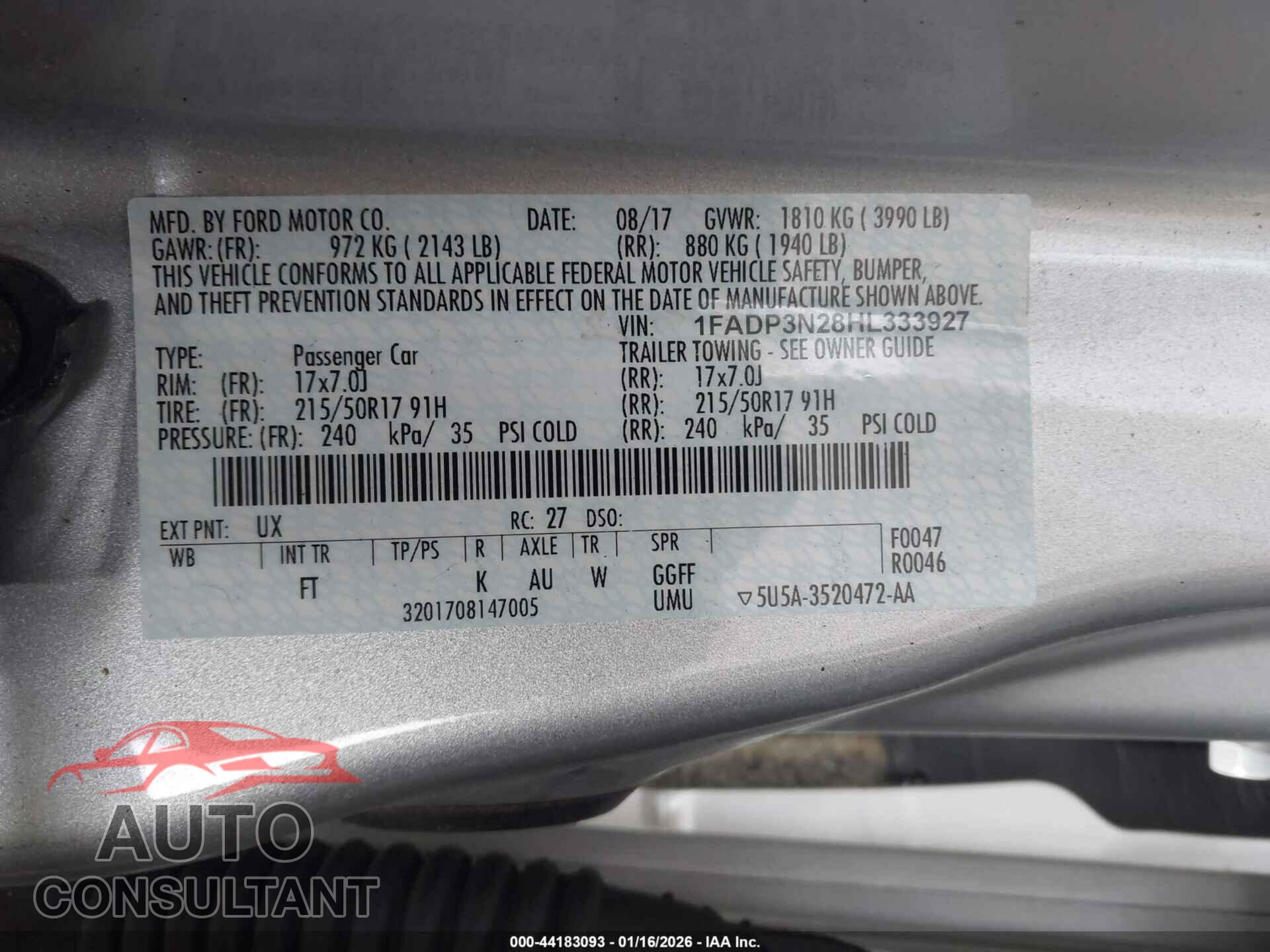 FORD FOCUS 2017 - 1FADP3N28HL333927