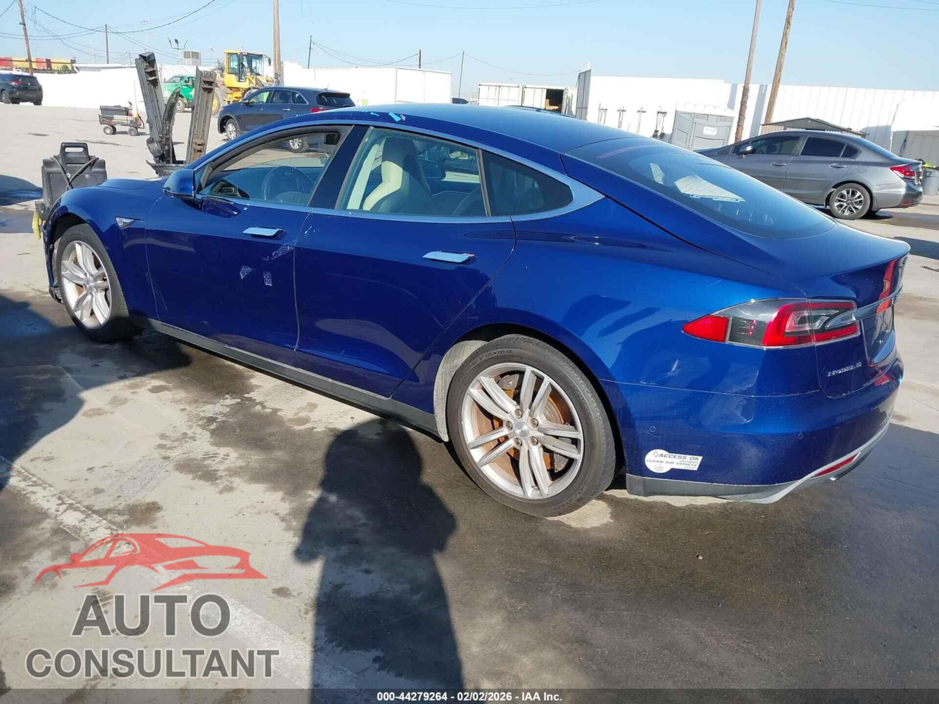 TESLA MODEL S 2015 - 5YJSA1S13FF099117