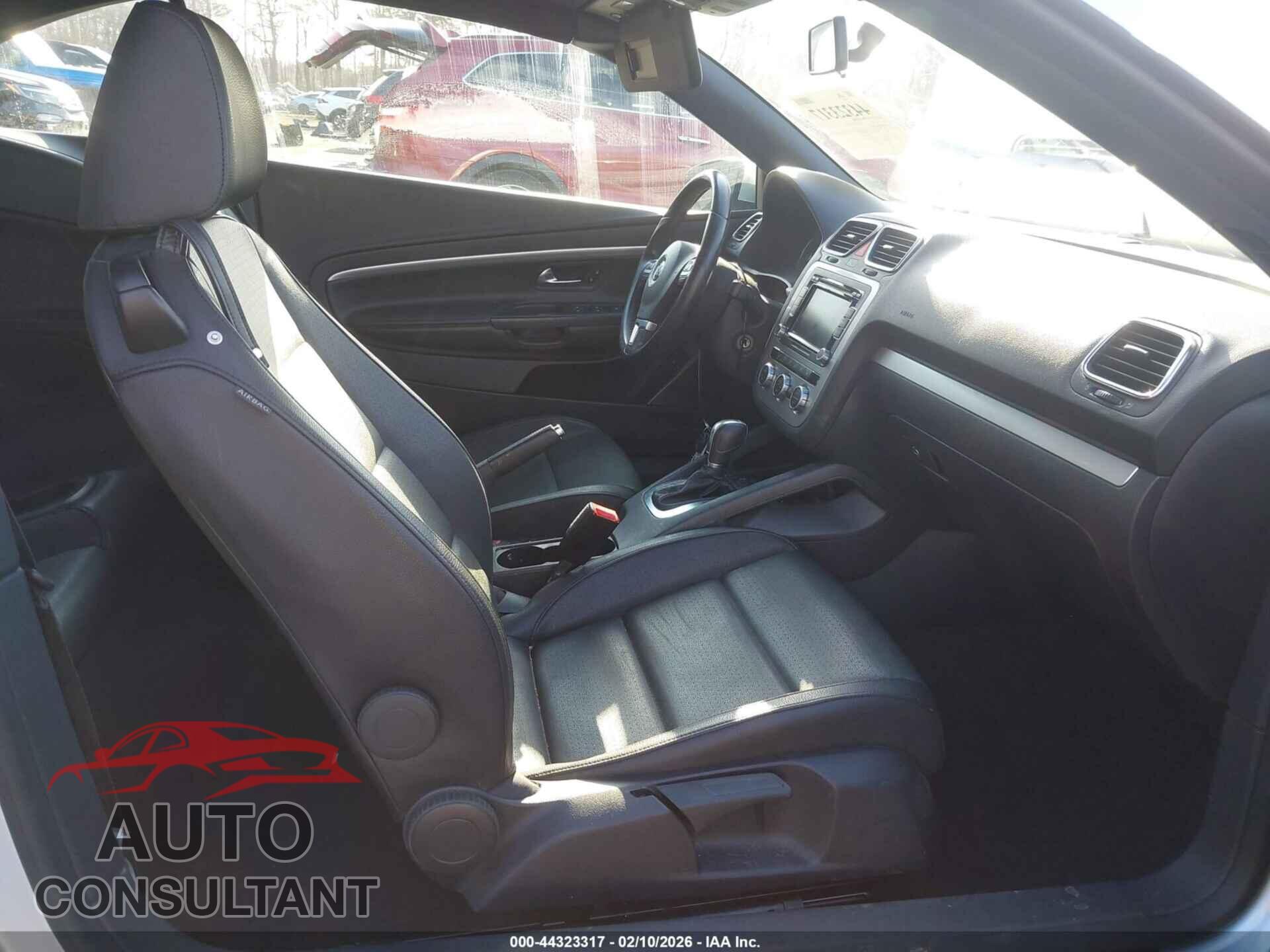 VOLKSWAGEN EOS 2013 - WVWBW8AH5DV001003