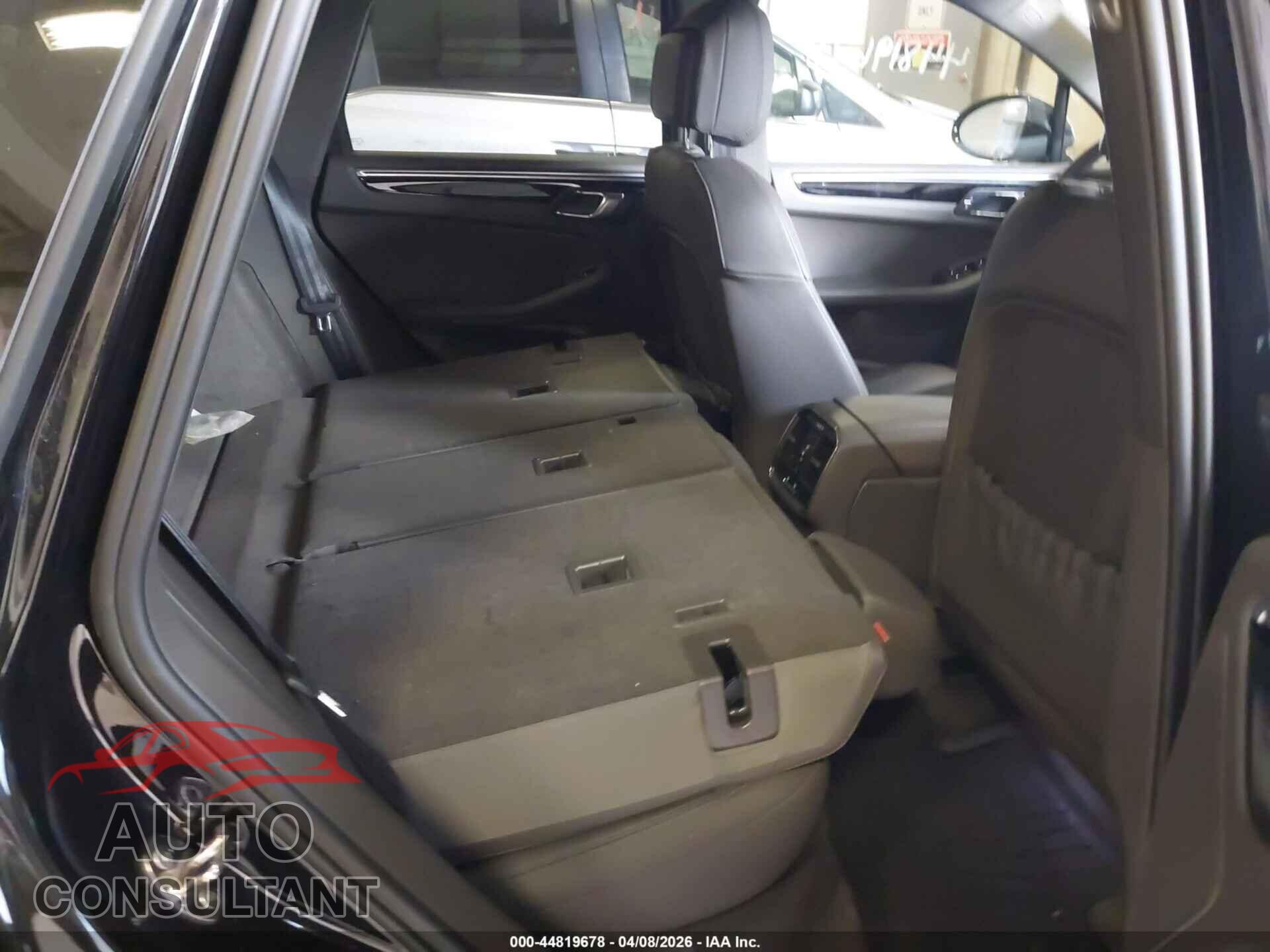PORSCHE MACAN 2024 - WP1AA2A53RLB17637