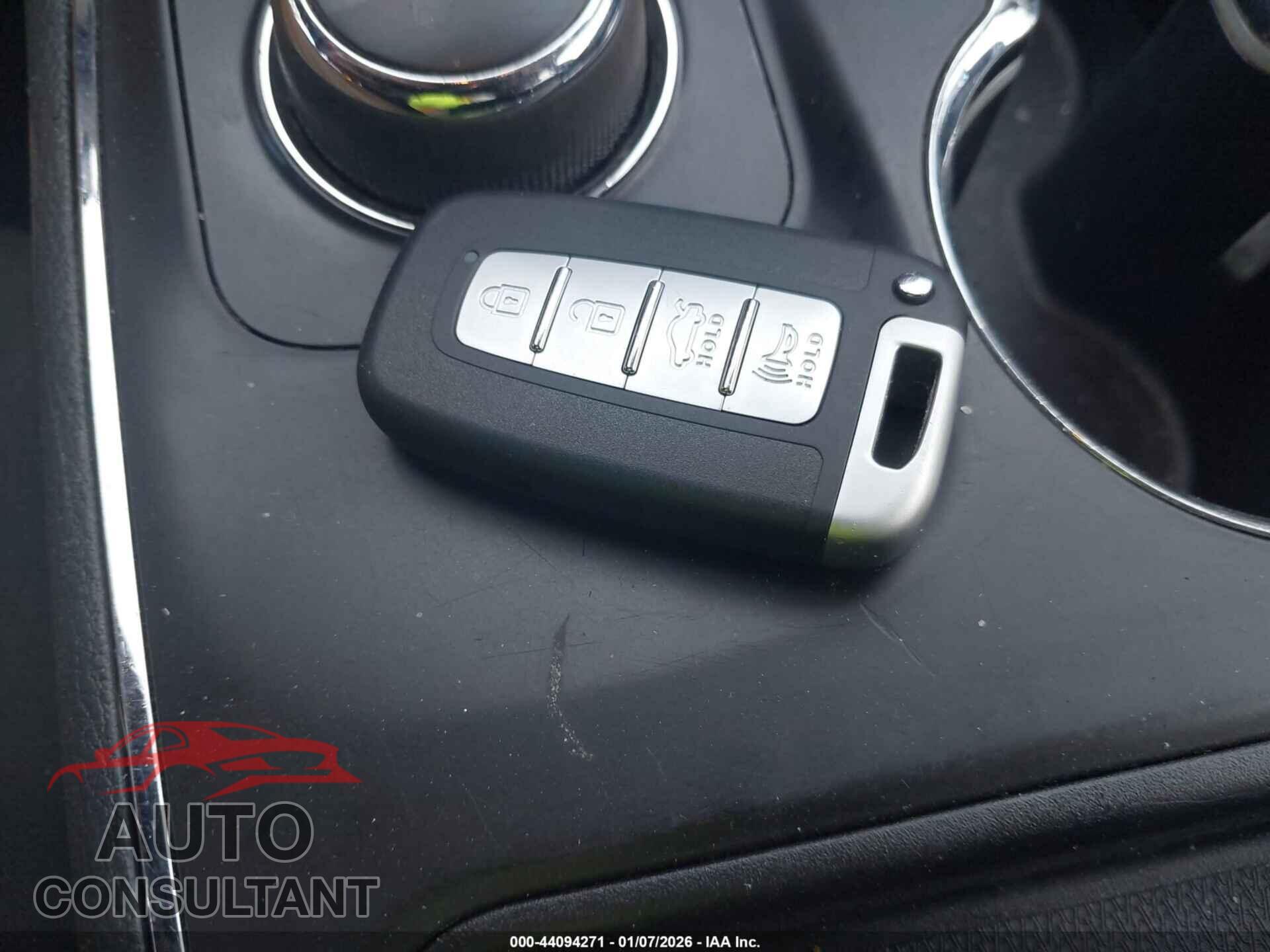 DODGE DURANGO 2017 - 1C4RDJAG2HC709715