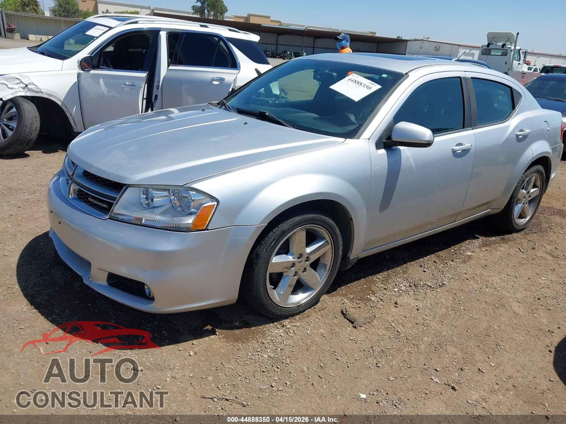 DODGE AVENGER 2011 - 1B3BD2FGXBN578126