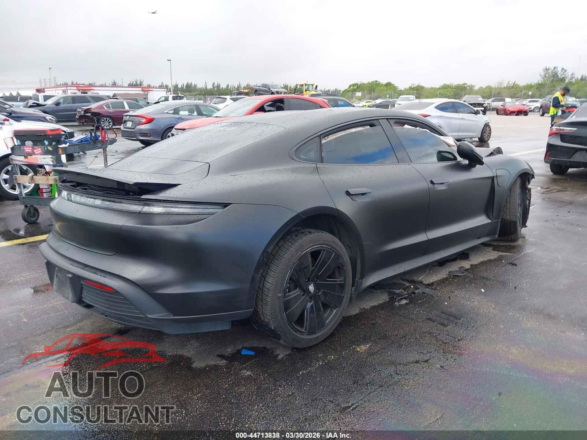 PORSCHE TAYCAN 2021 - WP0AA2Y13MSA18421