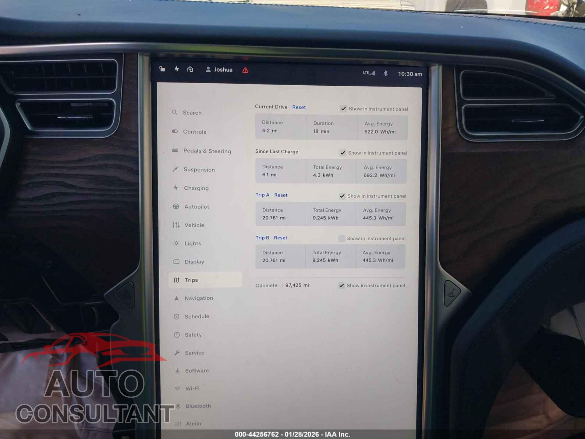 TESLA MODEL X 2018 - 5YJXCAE44JF081112