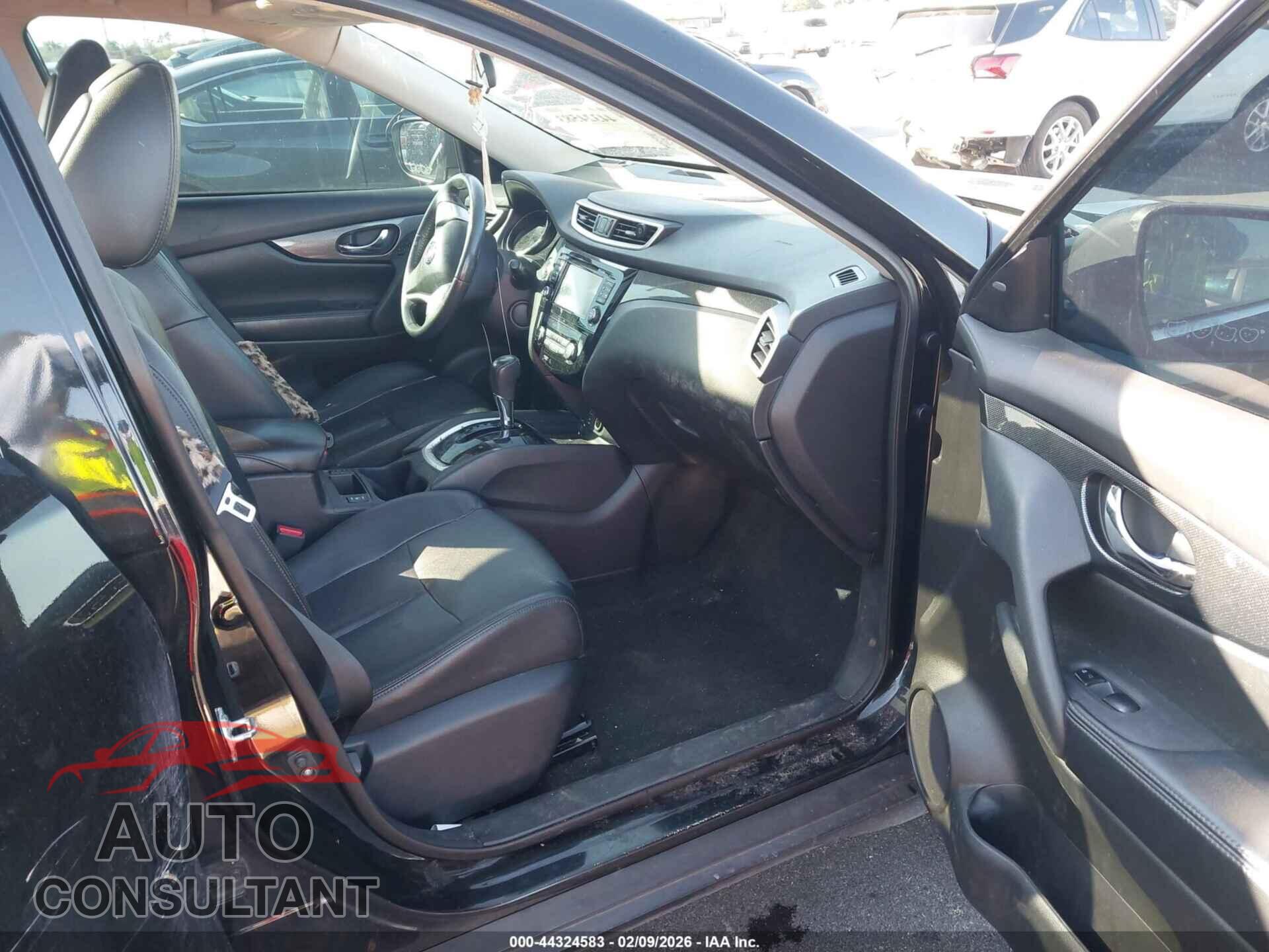NISSAN ROGUE 2015 - 5N1AT2MV5FC899700