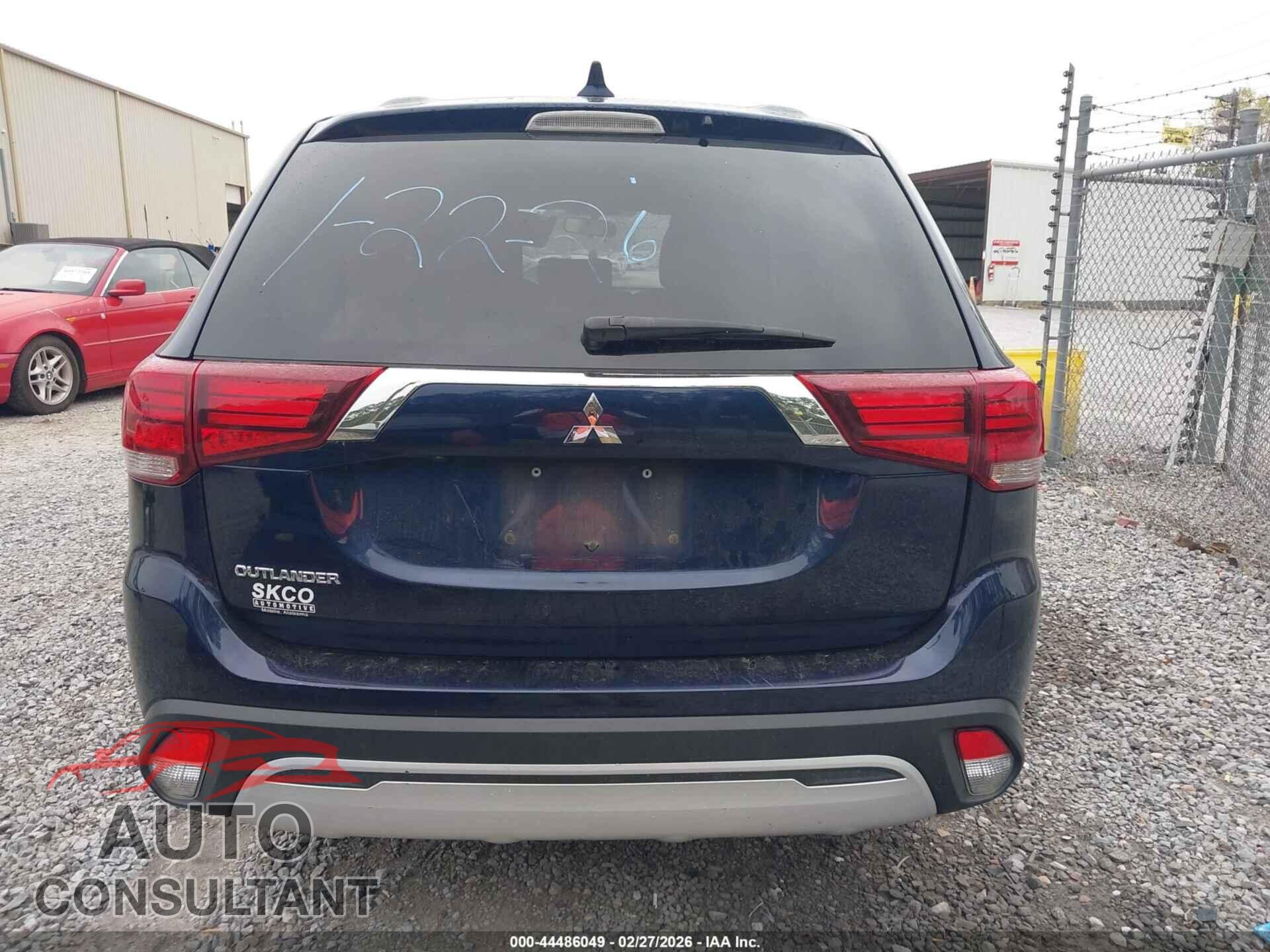 MITSUBISHI OUTLANDER 2020 - JA4AD2A30LZ039811