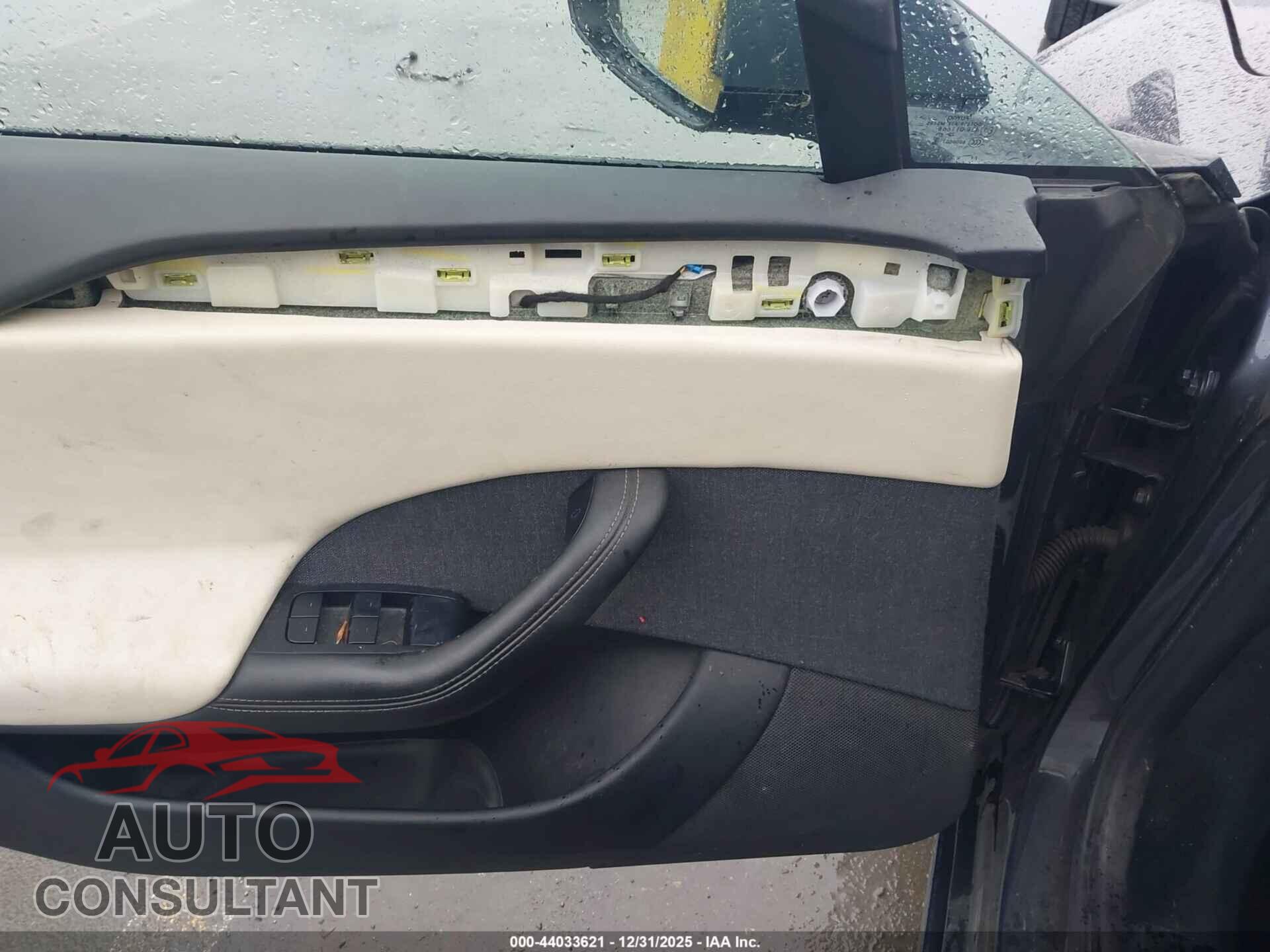 TESLA MODEL S 2021 - 5YJSA1E64MF431084