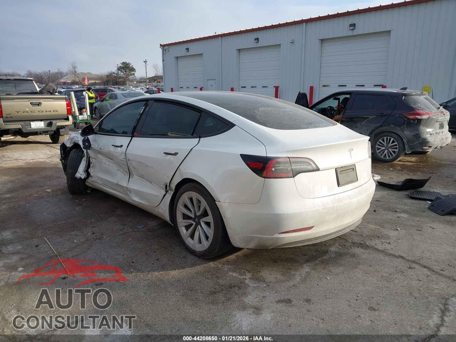 TESLA MODEL 3 2021 - 5YJ3E1EA2MF087803