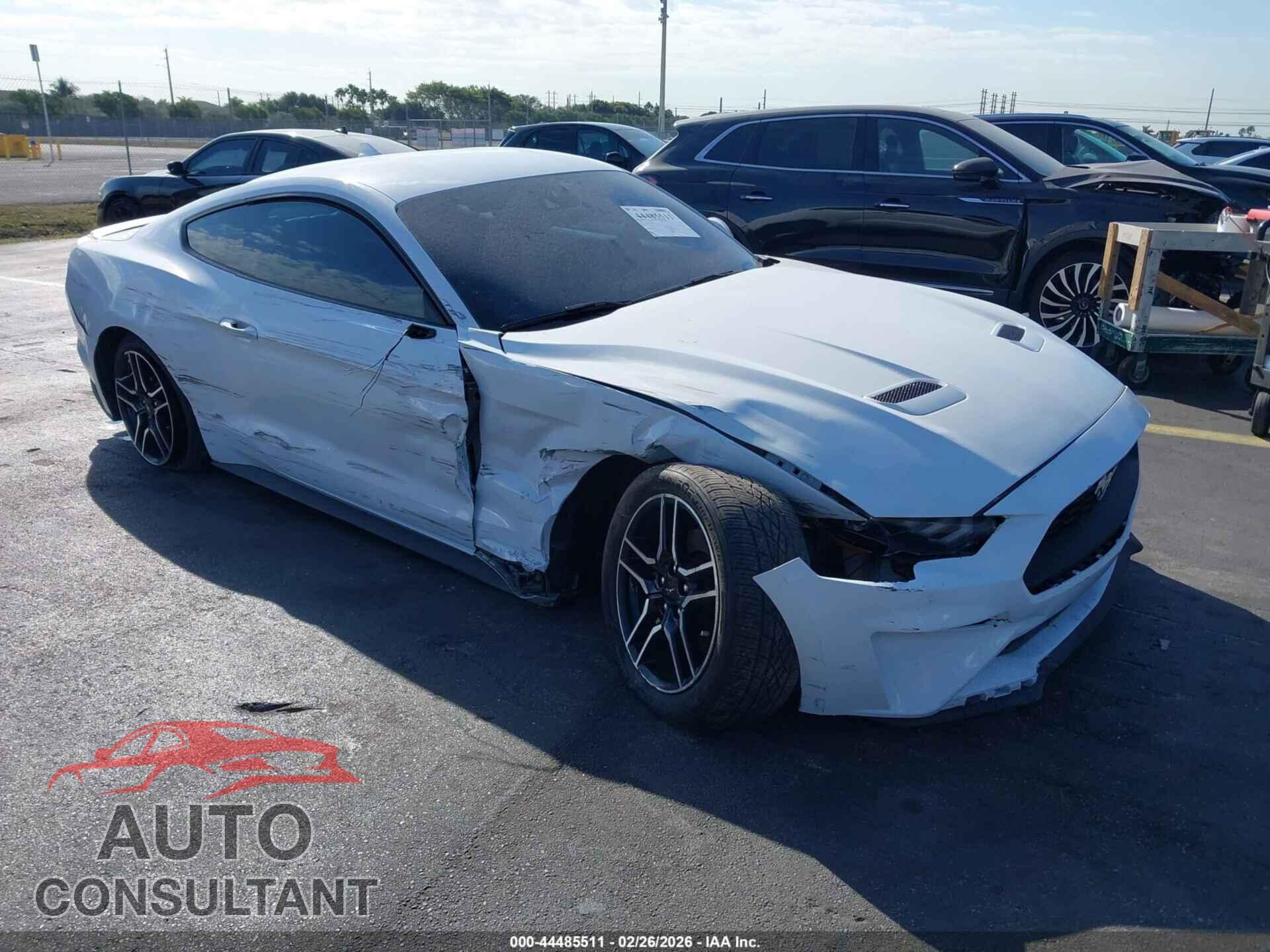 FORD MUSTANG 2021 - 1FA6P8TH0M5115878