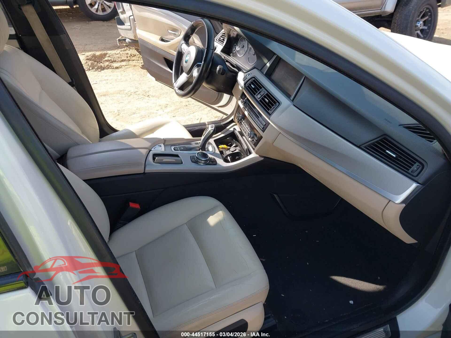 BMW 528I 2014 - WBA5A5C5XED509775