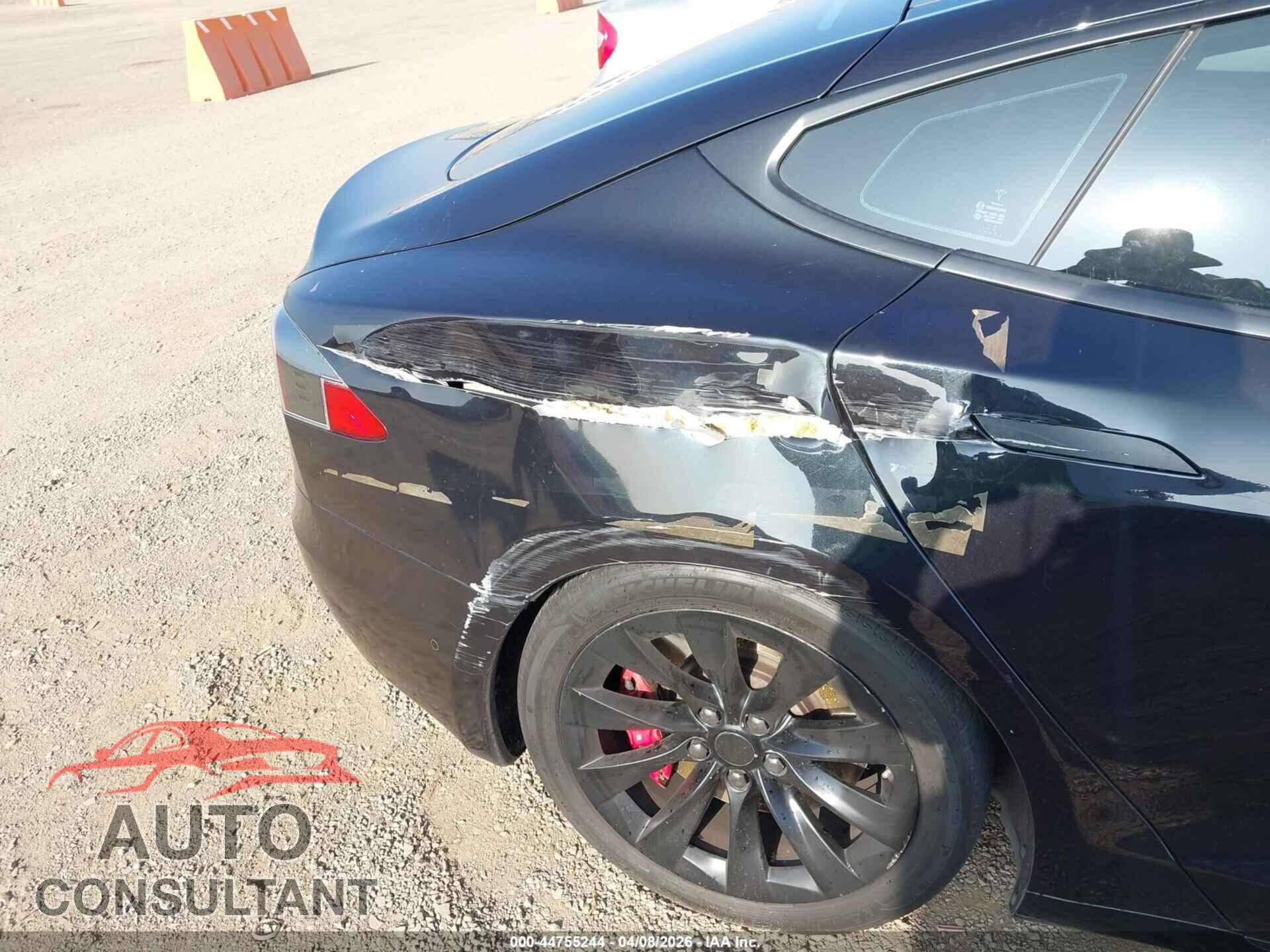 TESLA MODEL S 2016 - 5YJSA1E28GF153968