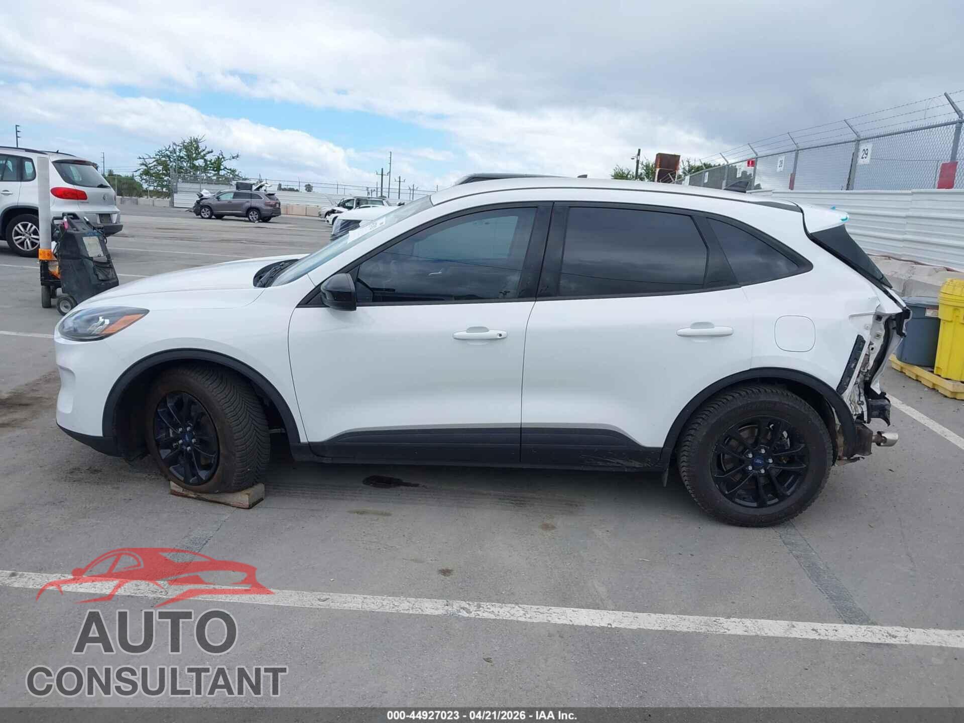 FORD ESCAPE 2020 - 1FMCU0BZ6LUA80667