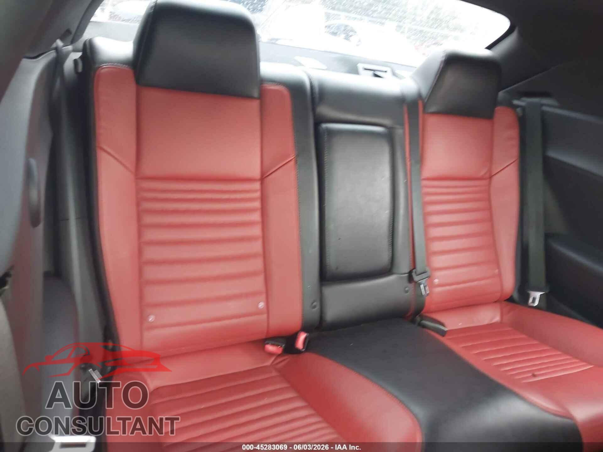 DODGE CHALLENGER 2015 - 2C3CDZBT0FH788347