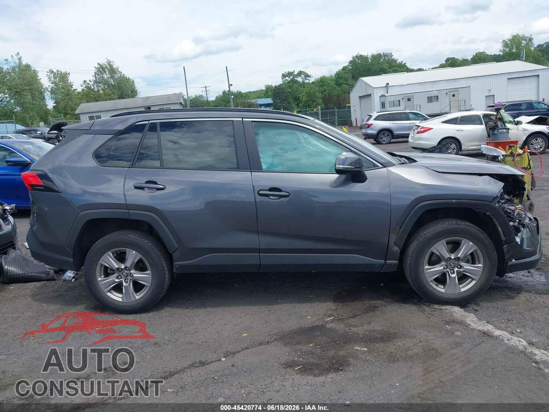 TOYOTA RAV4 2022 - 2T3P1RFVXNC295194