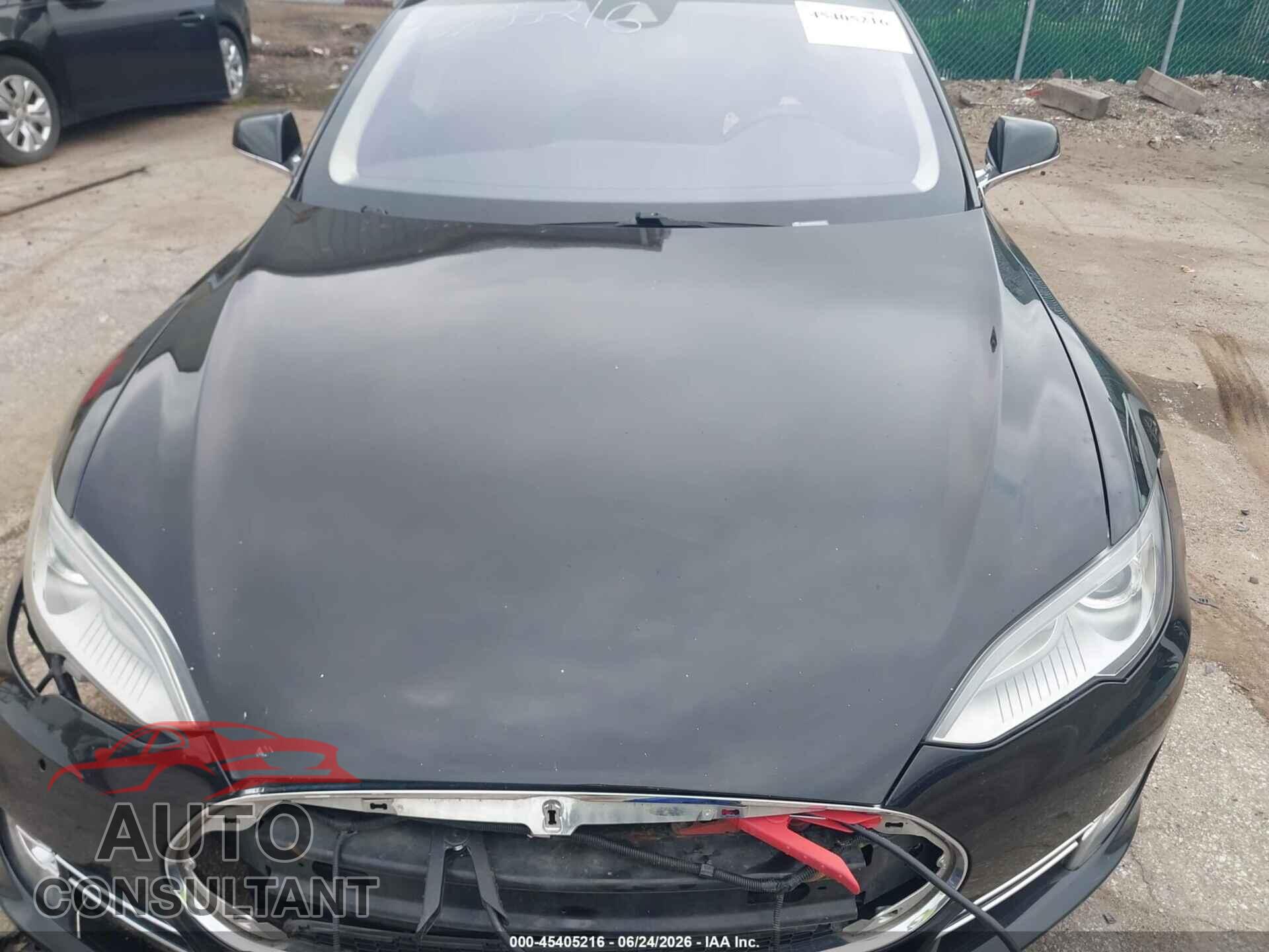 TESLA MODEL S 2015 - 5YJSA1E28FF103716