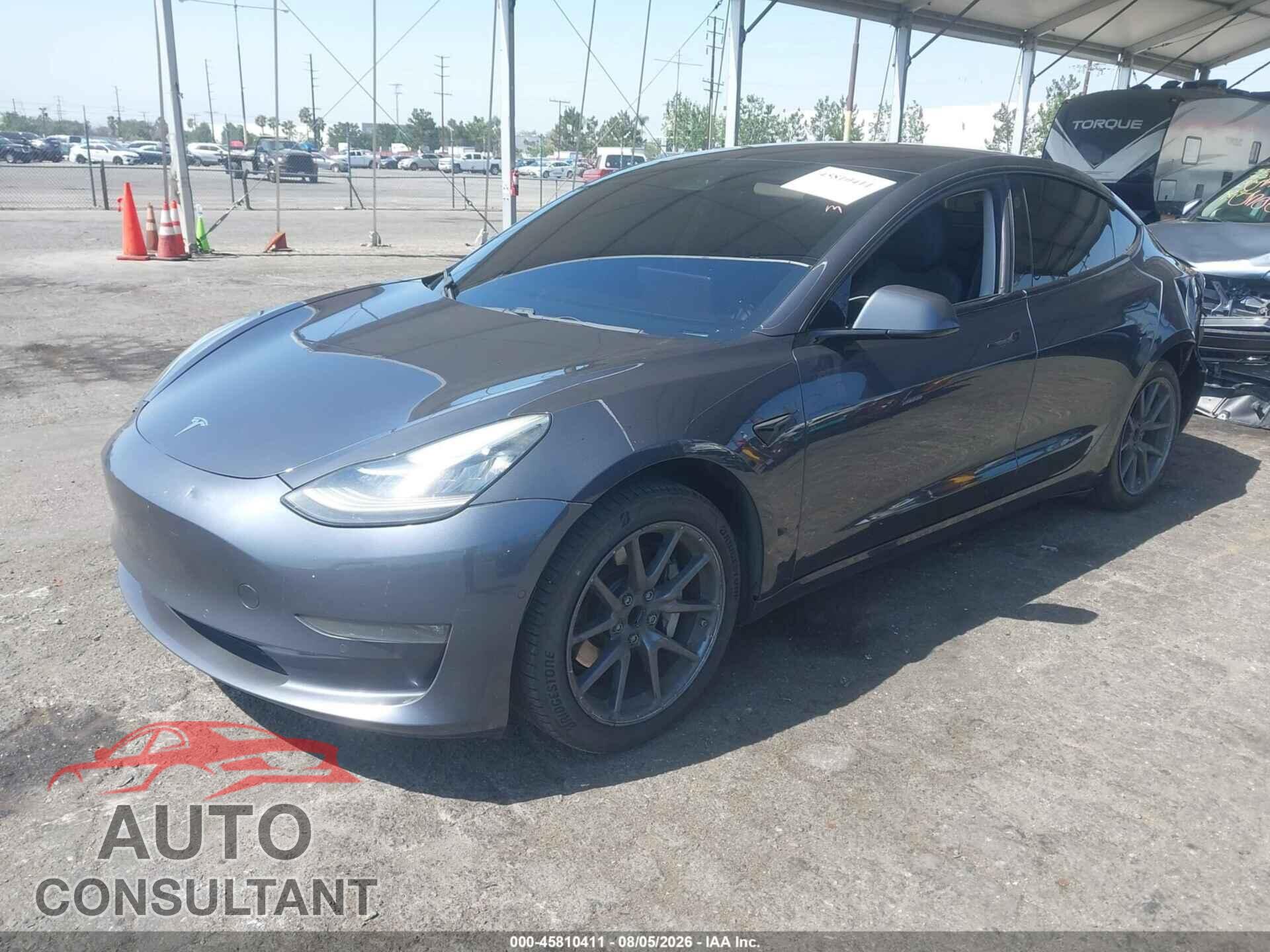 TESLA MODEL 3 2018 - 5YJ3E1EA9JF045401