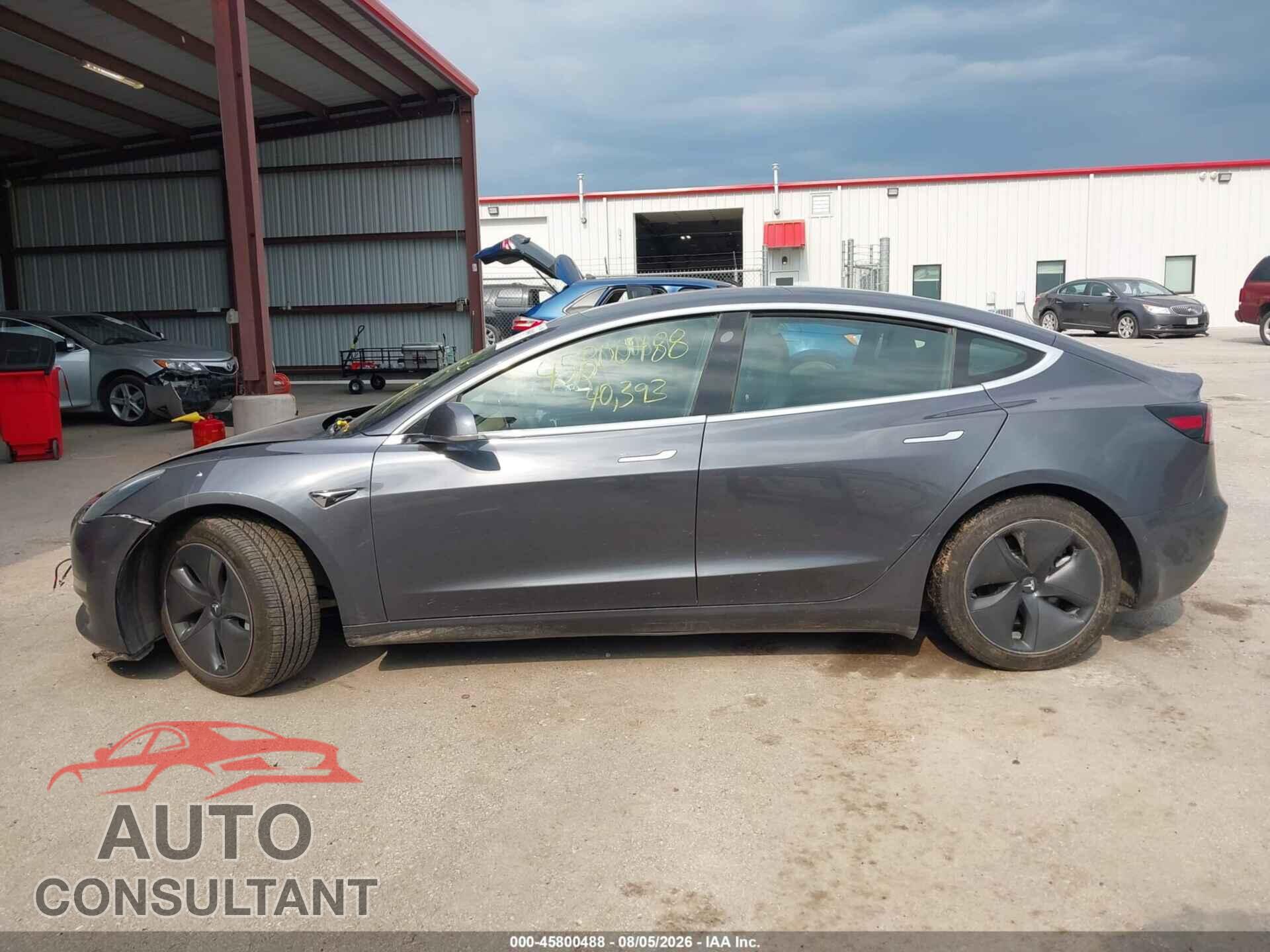 TESLA MODEL 3 2019 - 5YJ3E1EB0KF205630