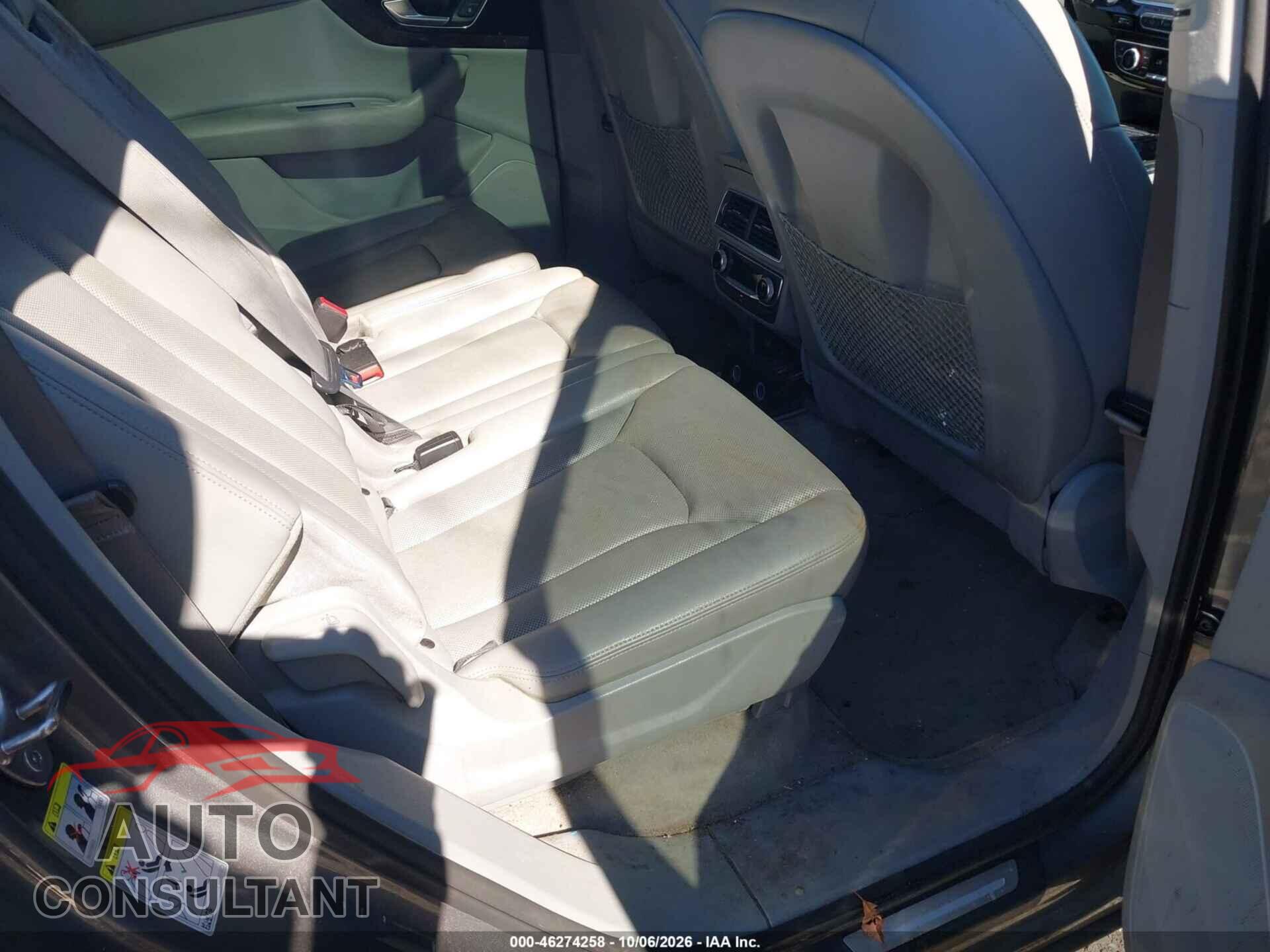 AUDI Q7 2017 - WA1LABF76HD030063