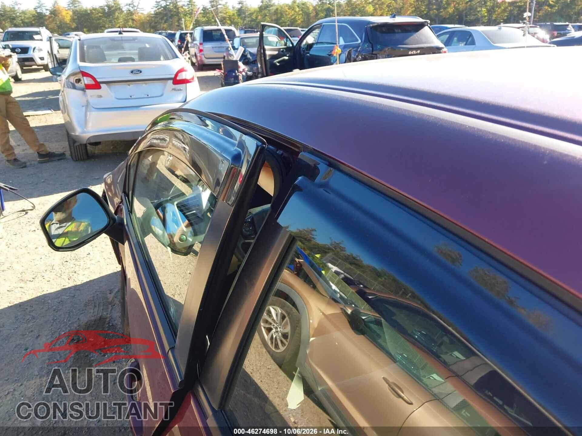 HONDA CIVIC 2012 - 2HGFB2F55CH546412