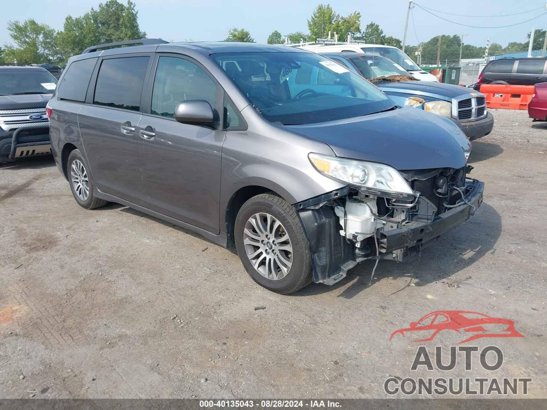 TOYOTA SIENNA 2018 - 5TDYZ3DC6JS917618